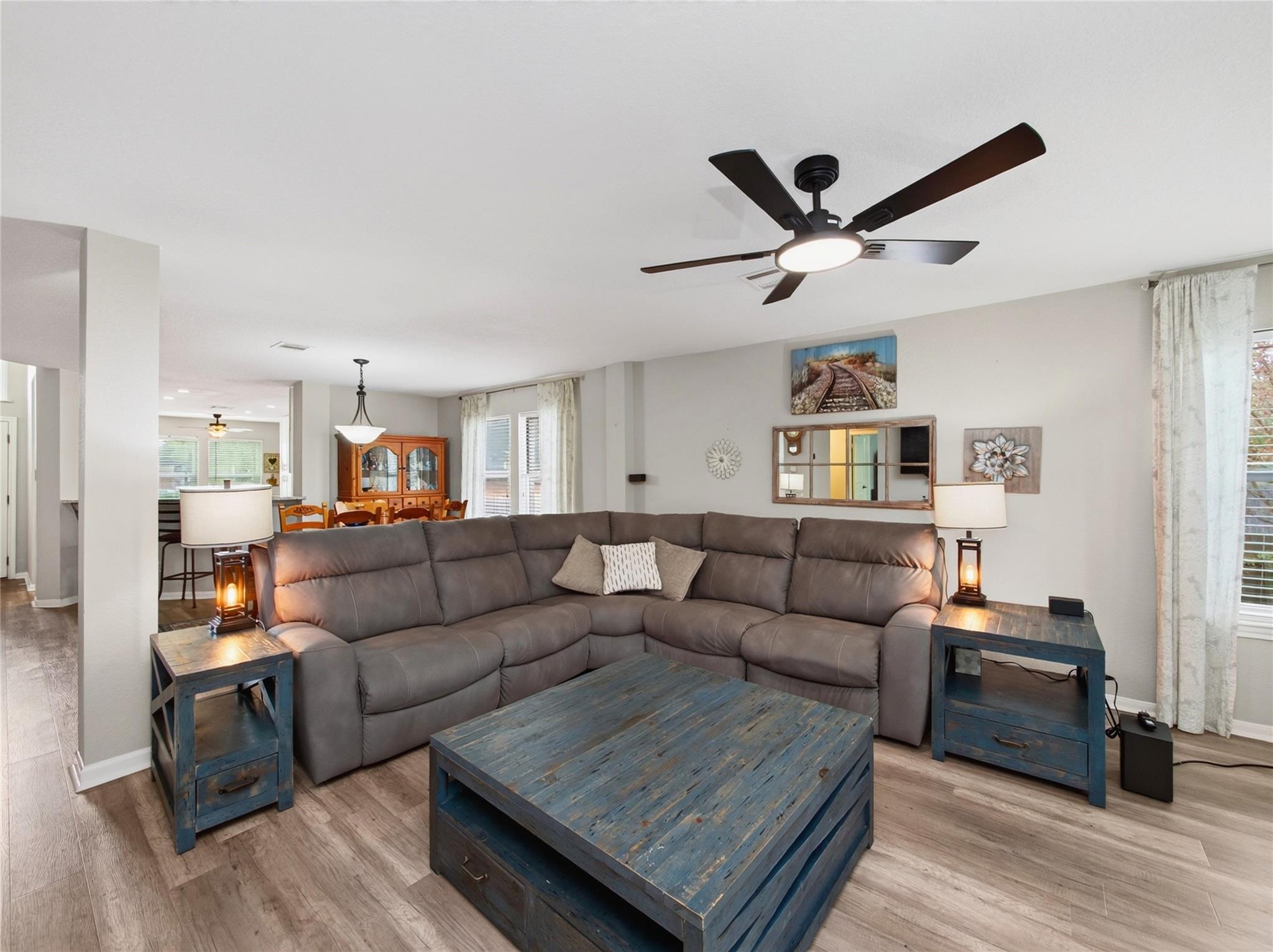 2510  Eastwood Ln, photo 4
