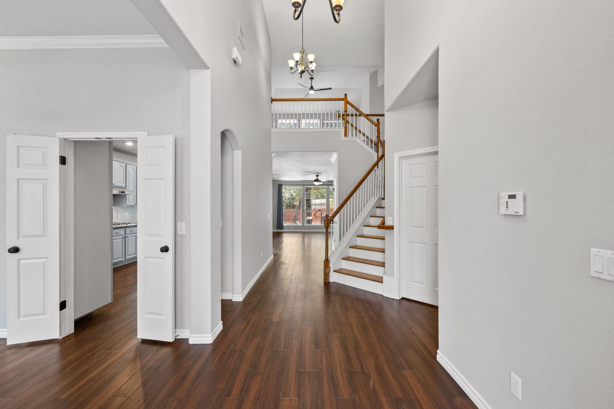 2211  Spring Hollow Path, photo 4