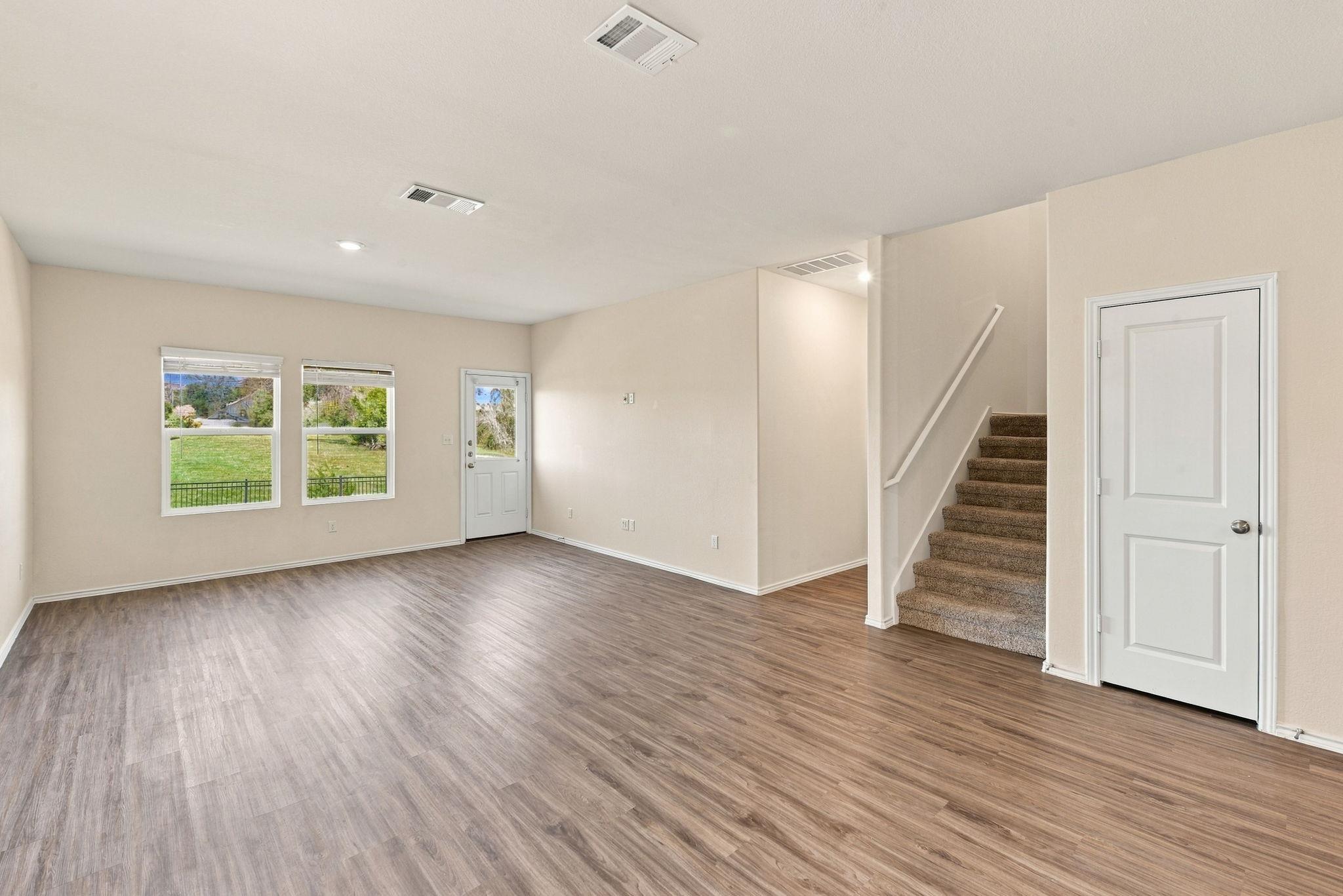 216  George Neggan Ln, photo 6