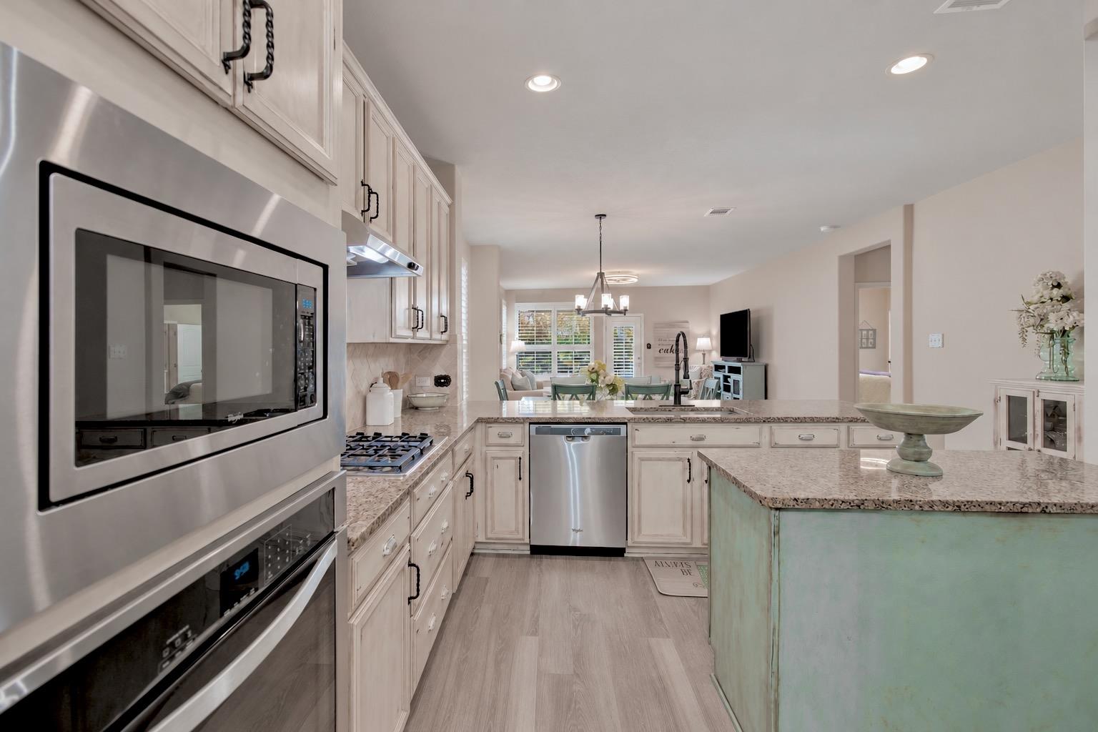 2772  Santa Ana Ln, photo 11