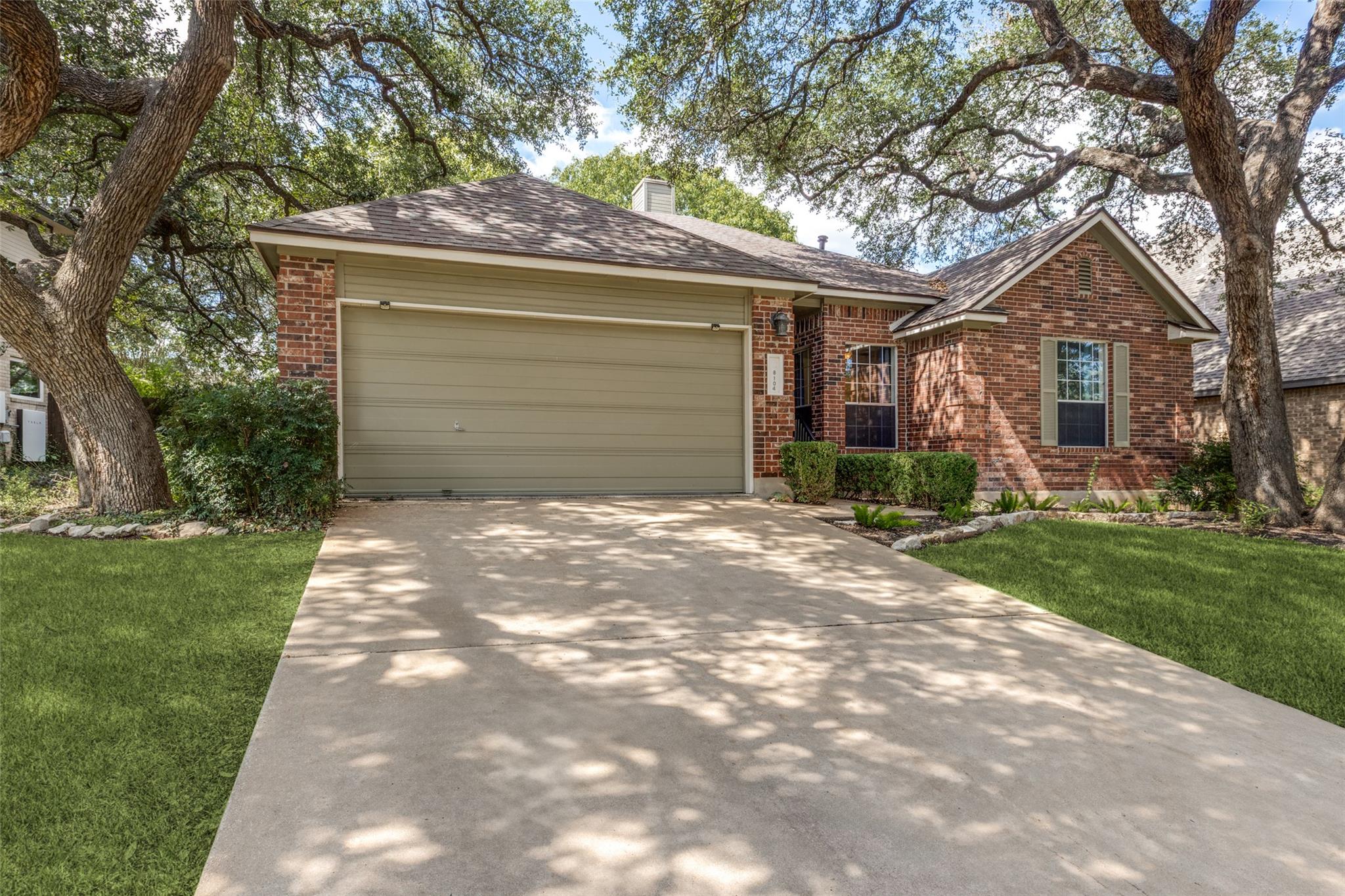 8104  Isaac Pryor Dr, photo 3