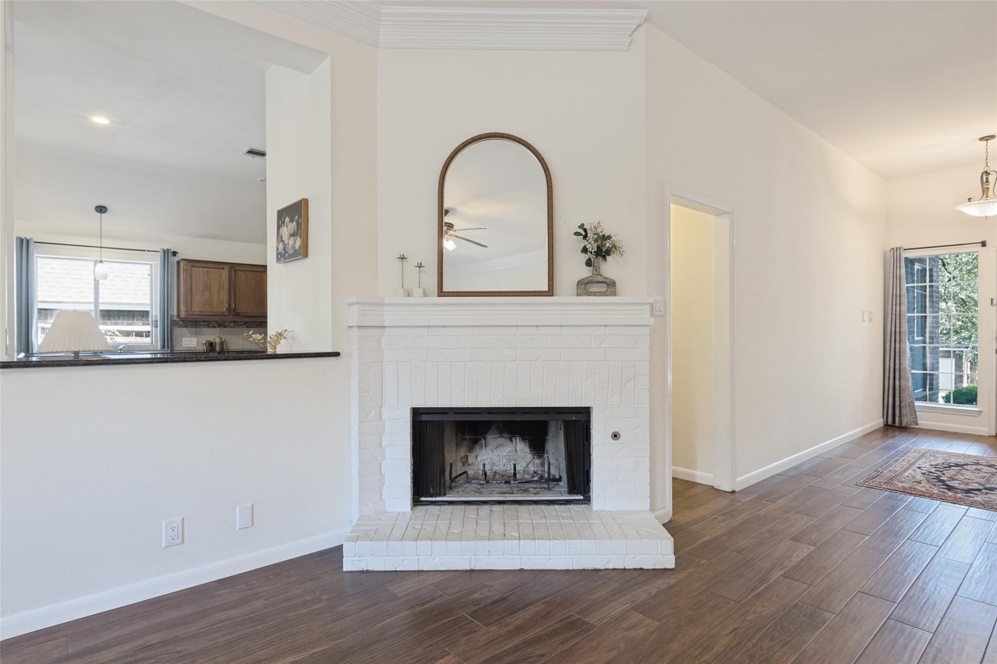 8104  Isaac Pryor Dr, photo 5