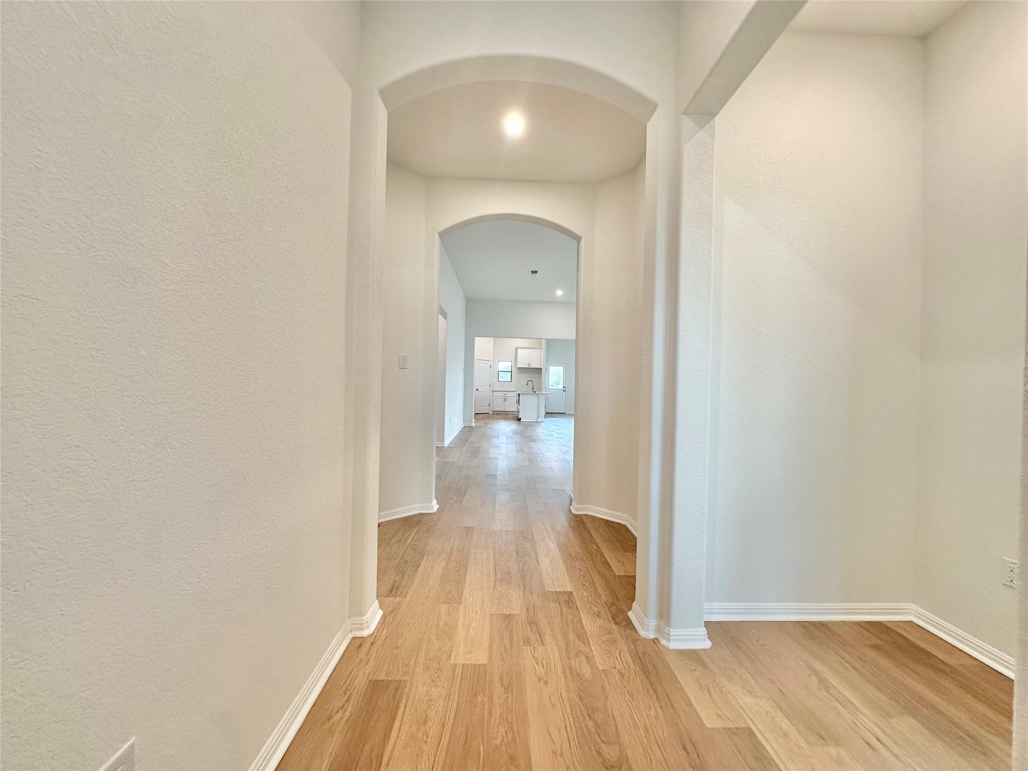 326  Dogvane Cir, photo 2