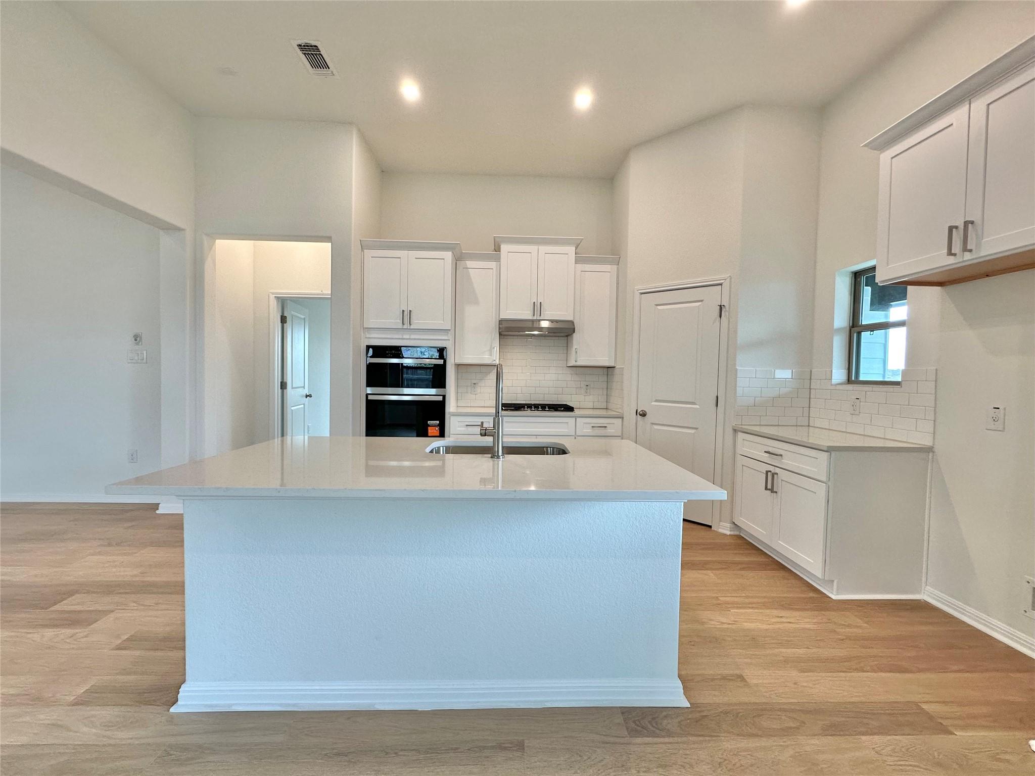 326  Dogvane Cir, photo 4