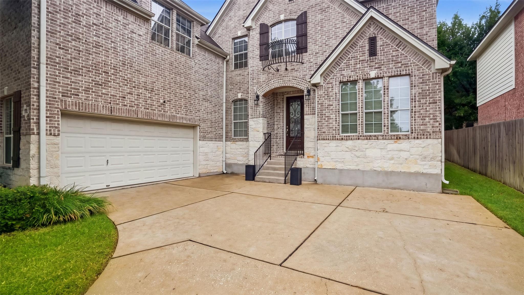 15525  Echo Hills Dr, photo 3