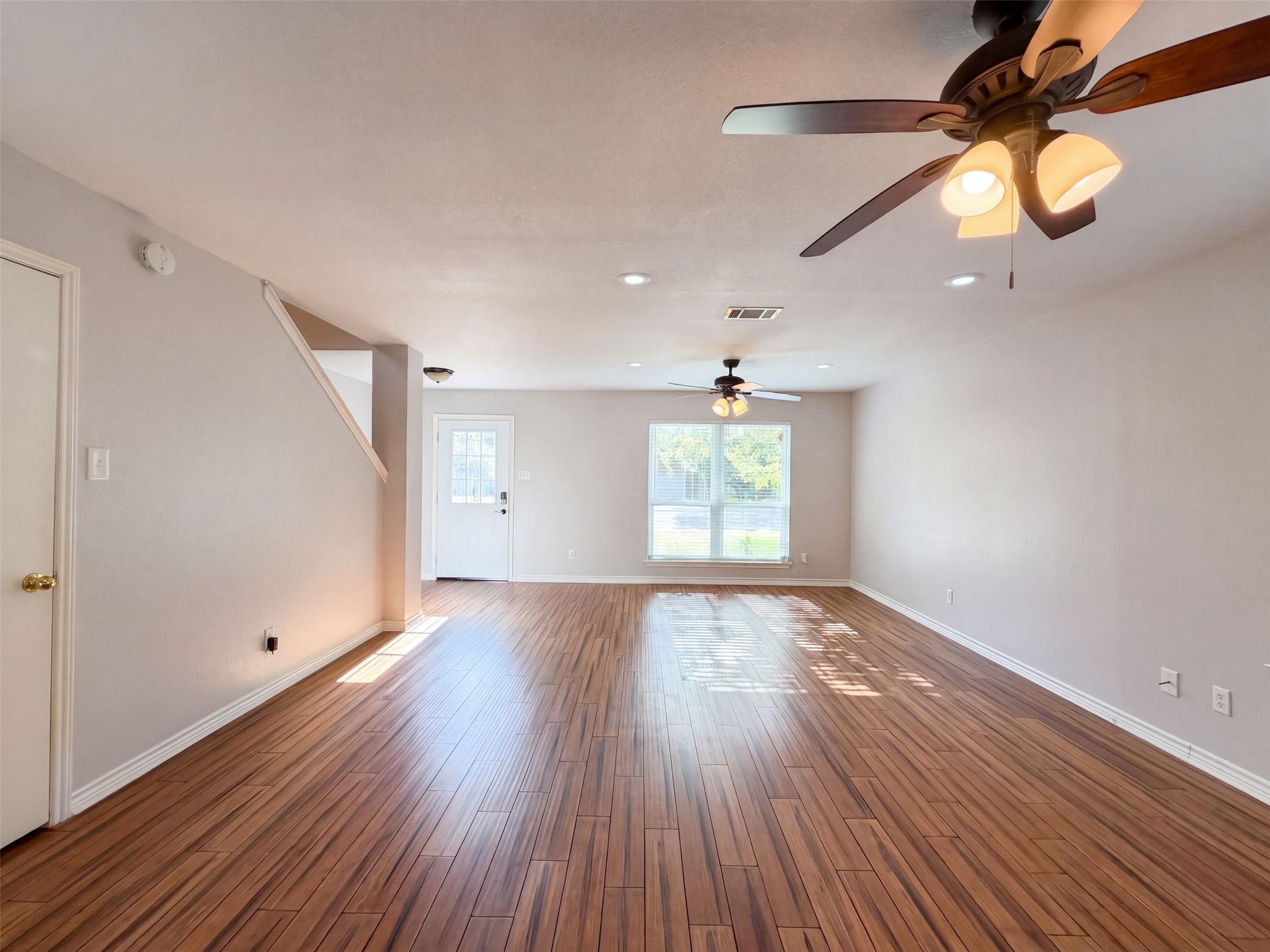 1722  Woods Blvd, photo 8