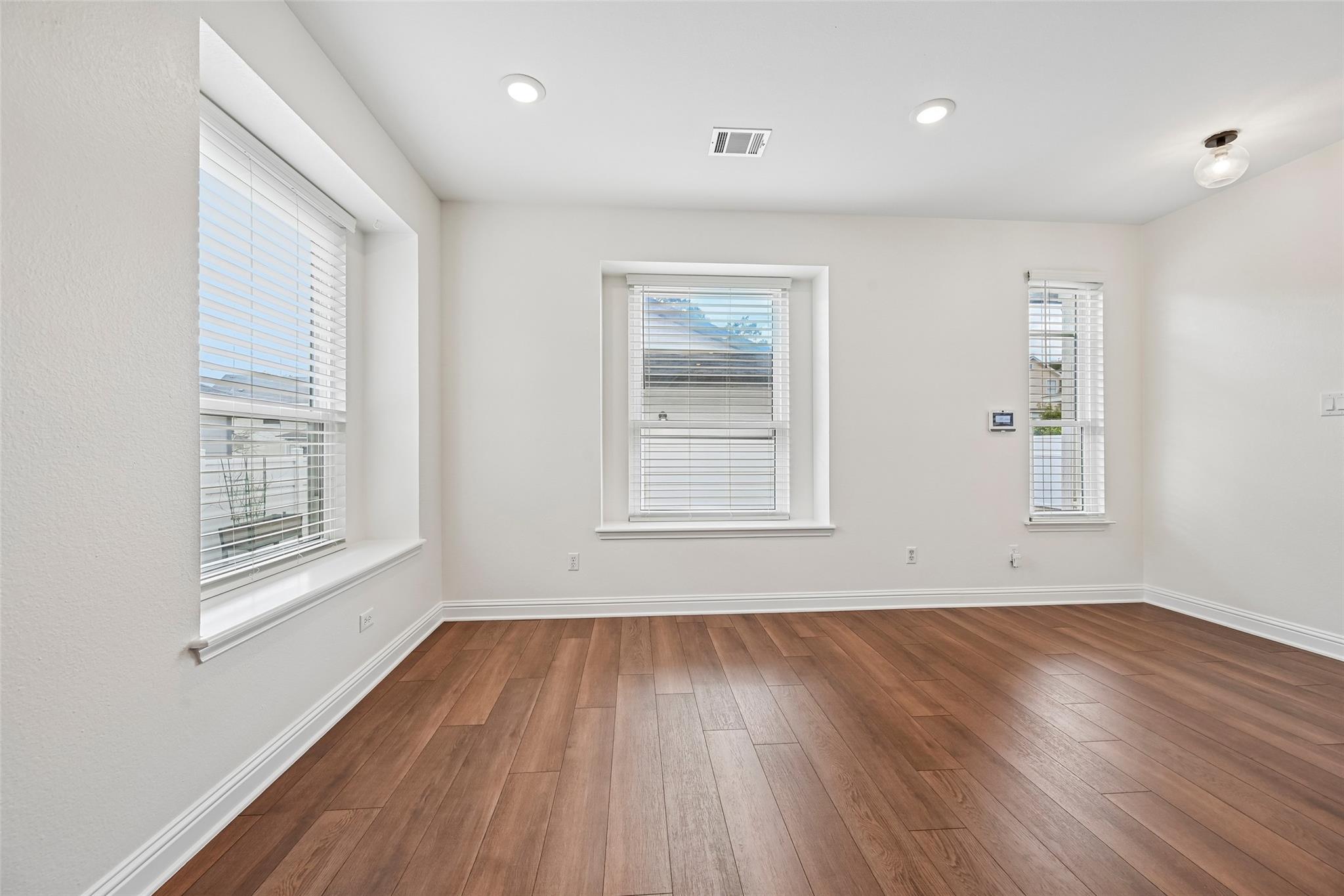 4719  Mather None, photo 7