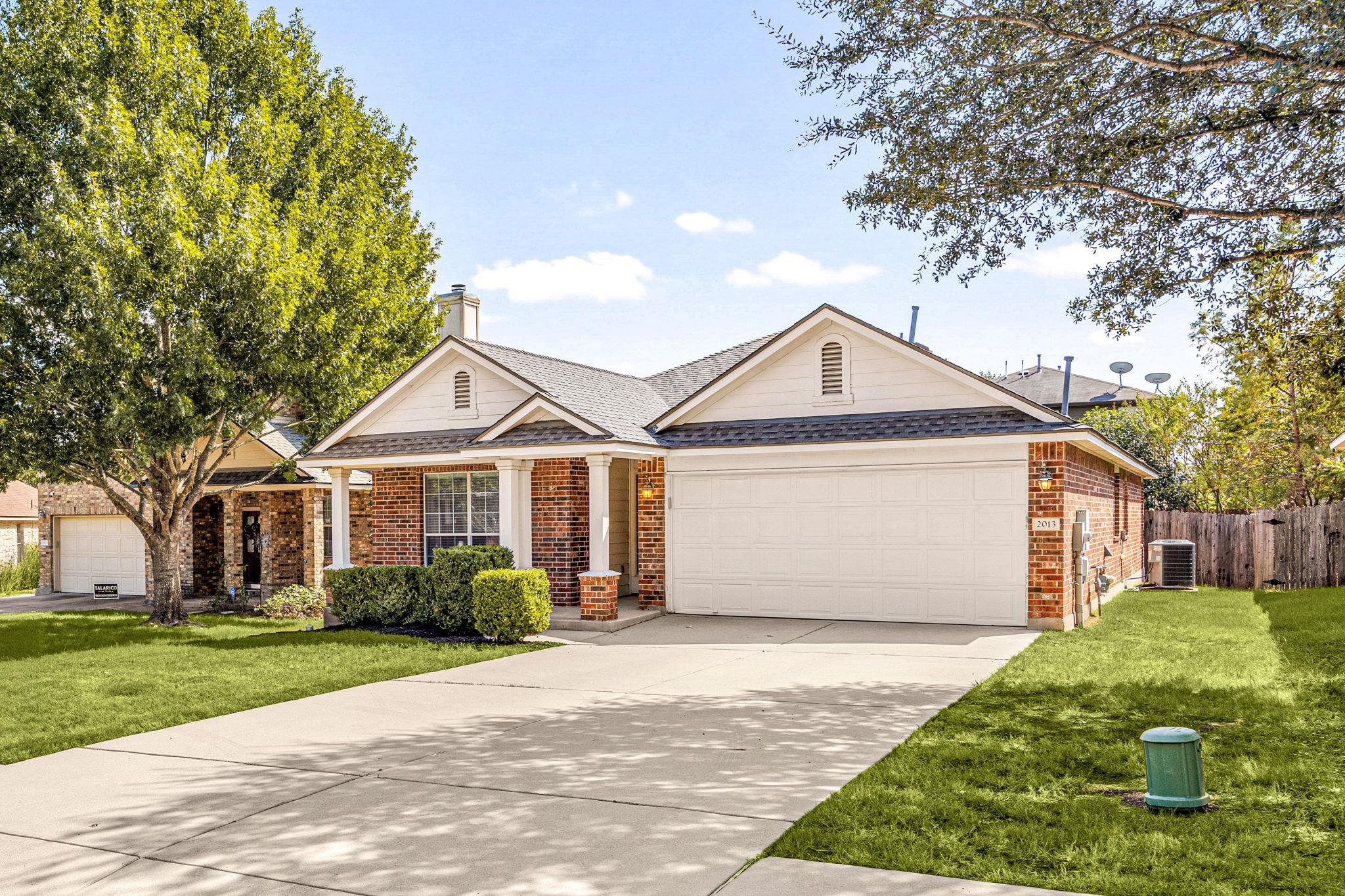 2013  Jim Craig Ct, photo 2