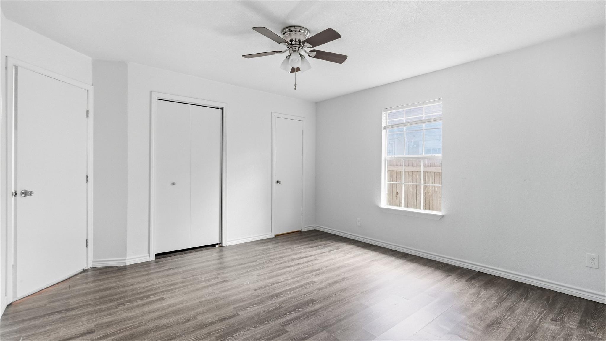 1124  Greenbriar Loop, photo 6