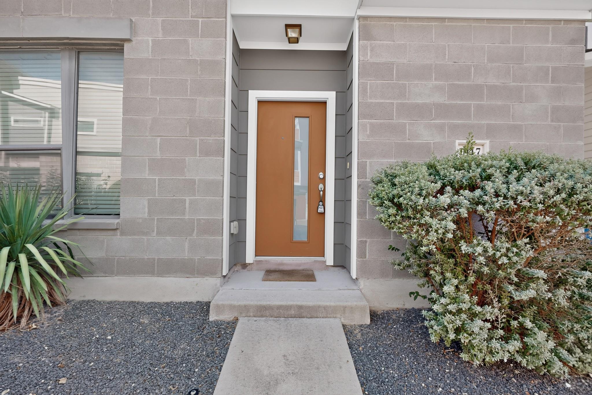 1417  Lorraine Loop  #1417, photo 4