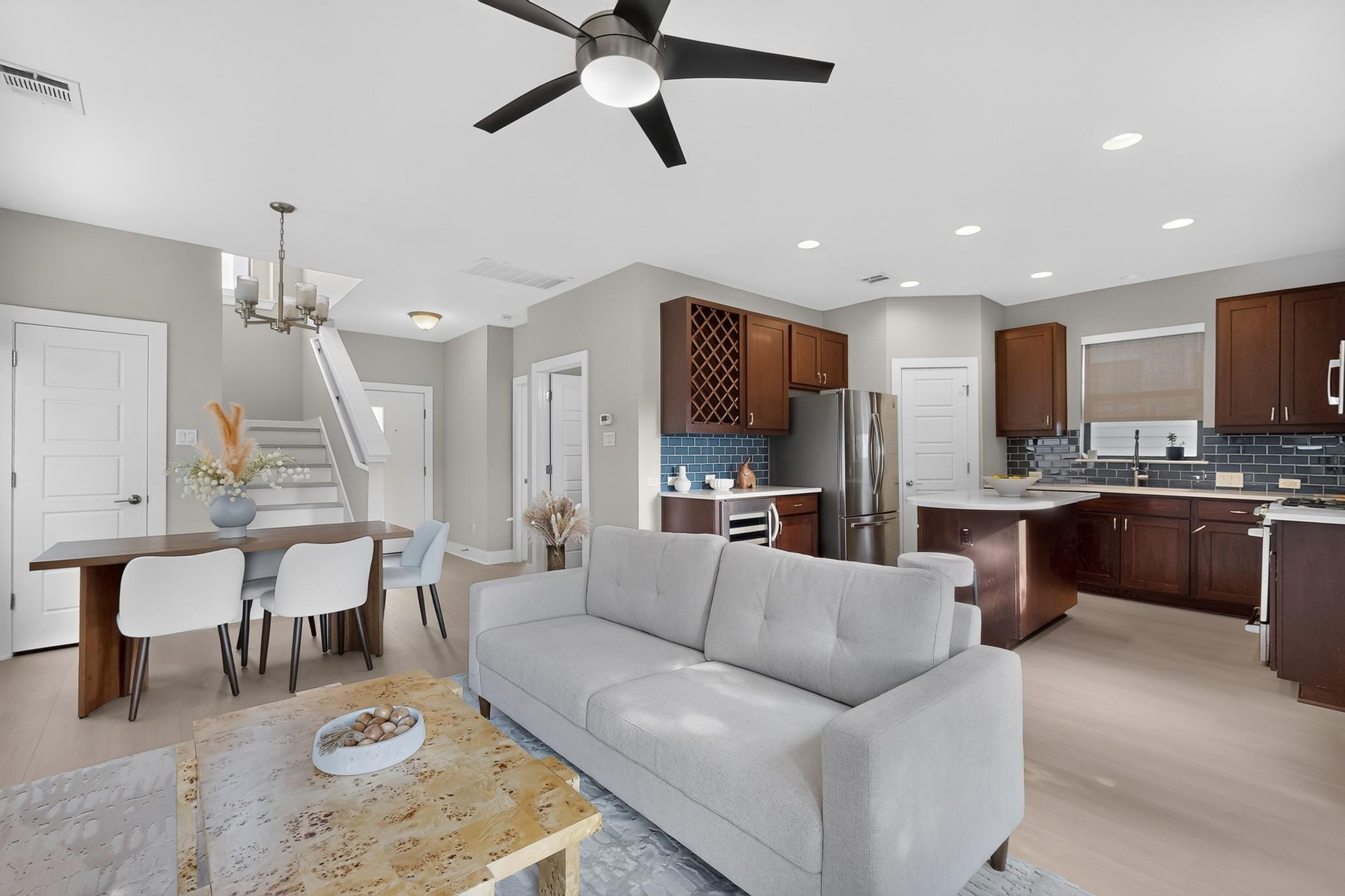 1417  Lorraine Loop  #1417, photo 8