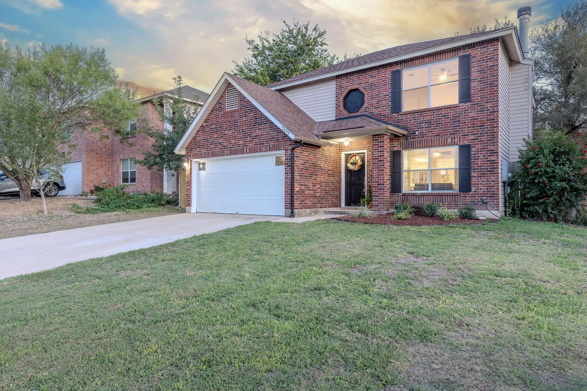 2602  Andres Way, photo 2