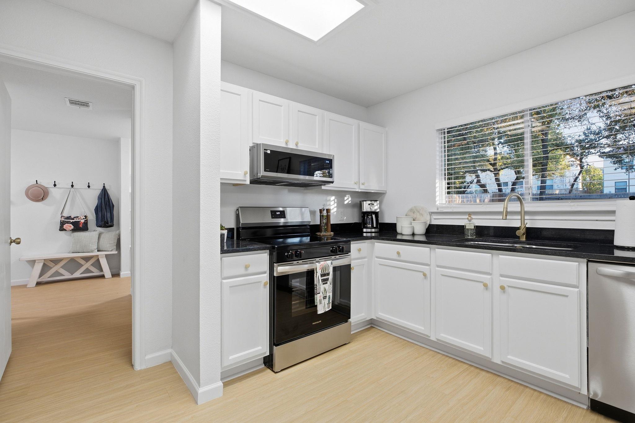 2602  Andres Way, photo 8