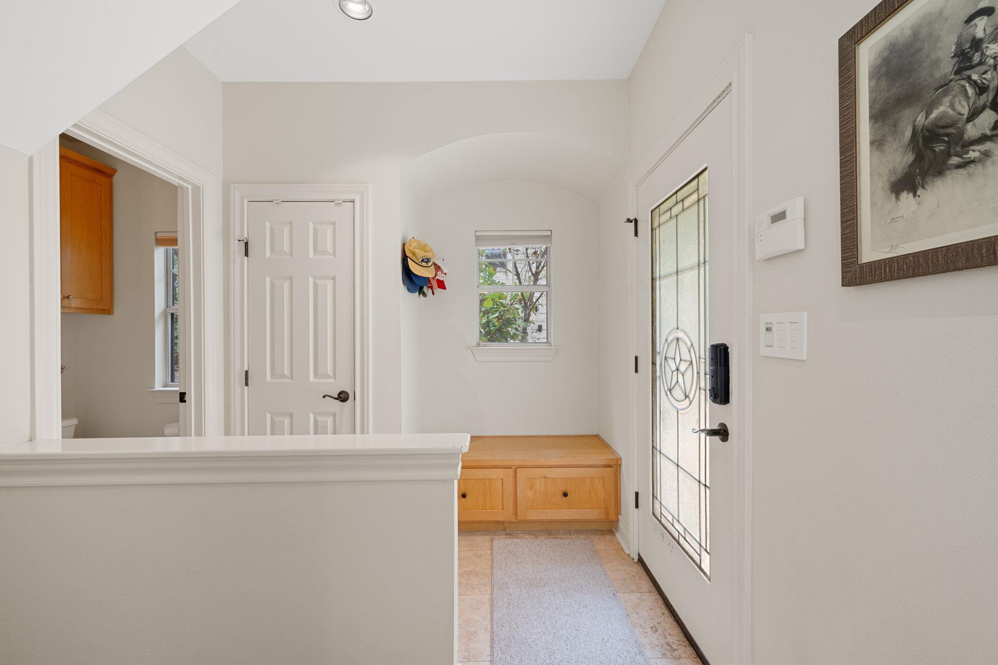 601  Upson St  #D, photo 3