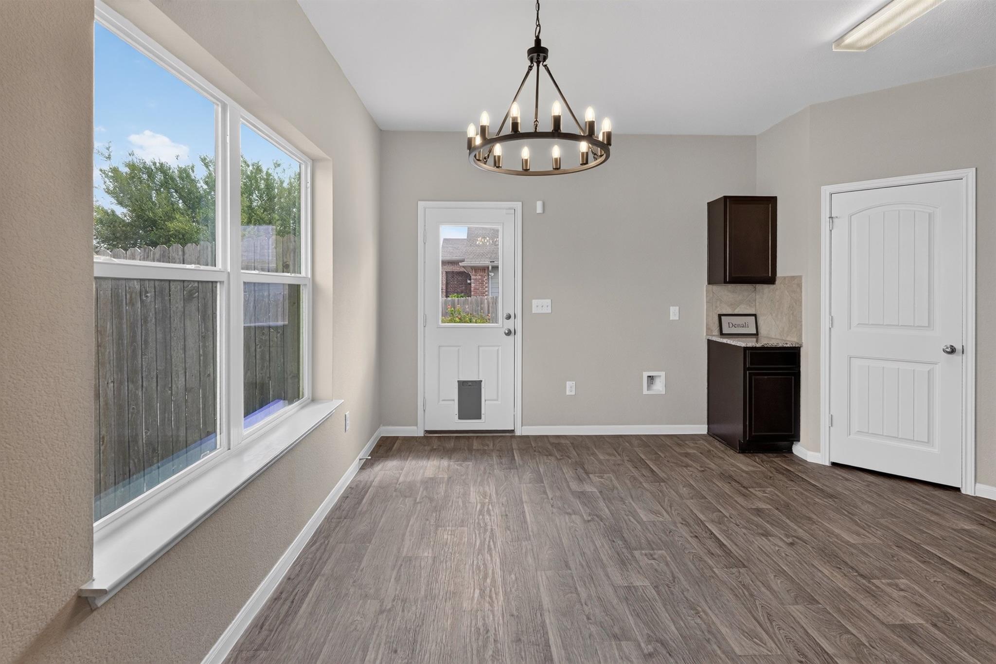 14513  Pernella Rd, photo 12