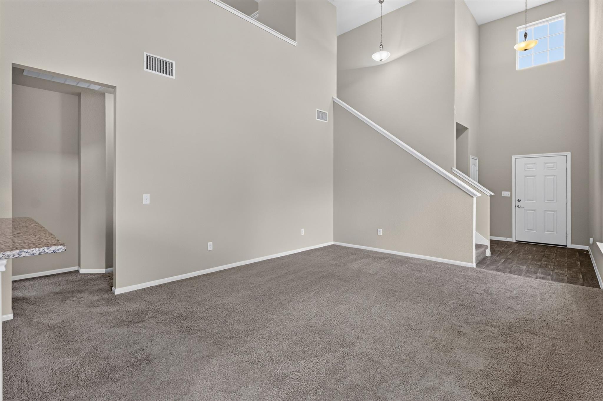 14513  Pernella Rd, photo 9