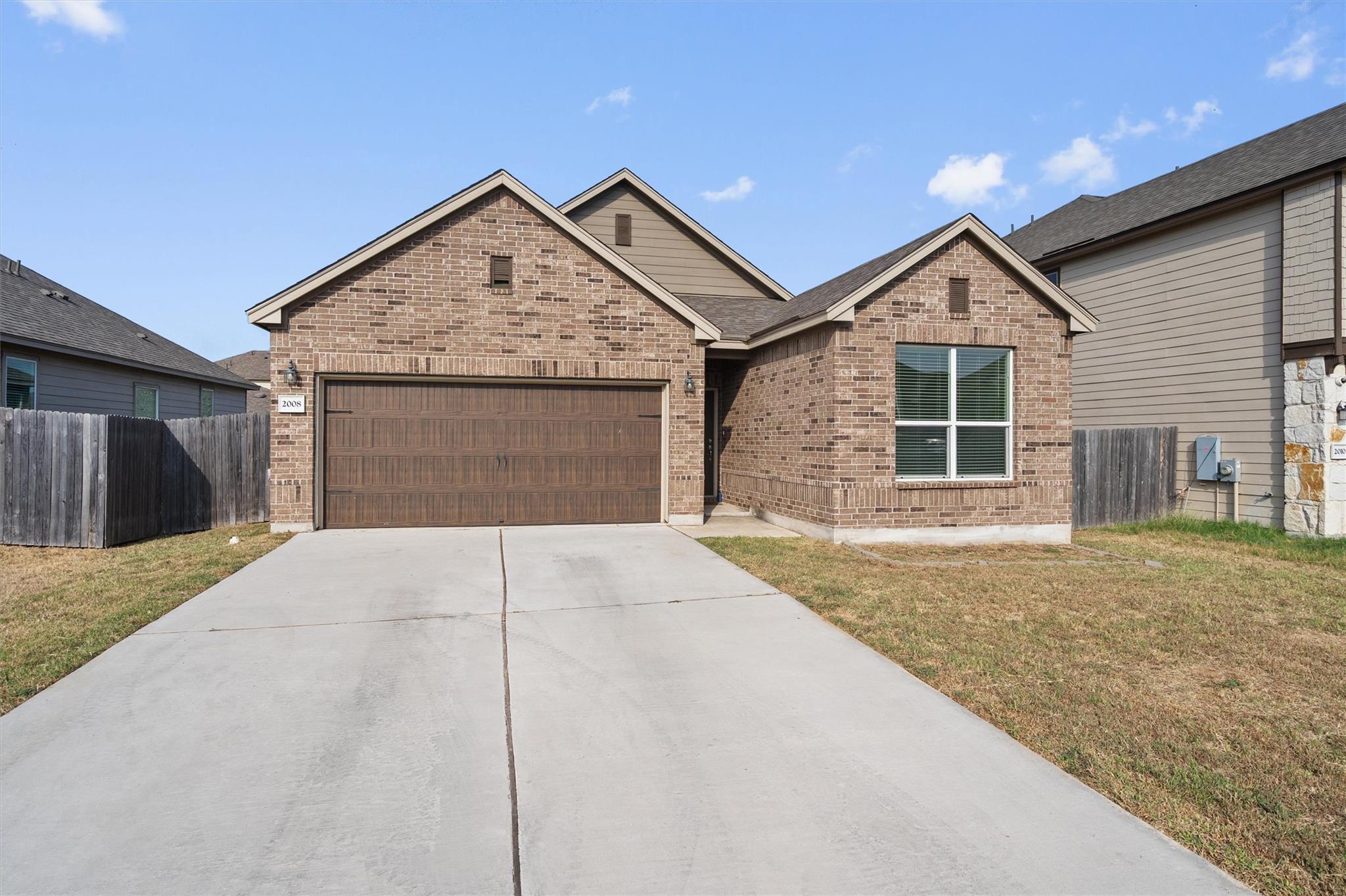 2008  Prickly Pear Dr, photo 2