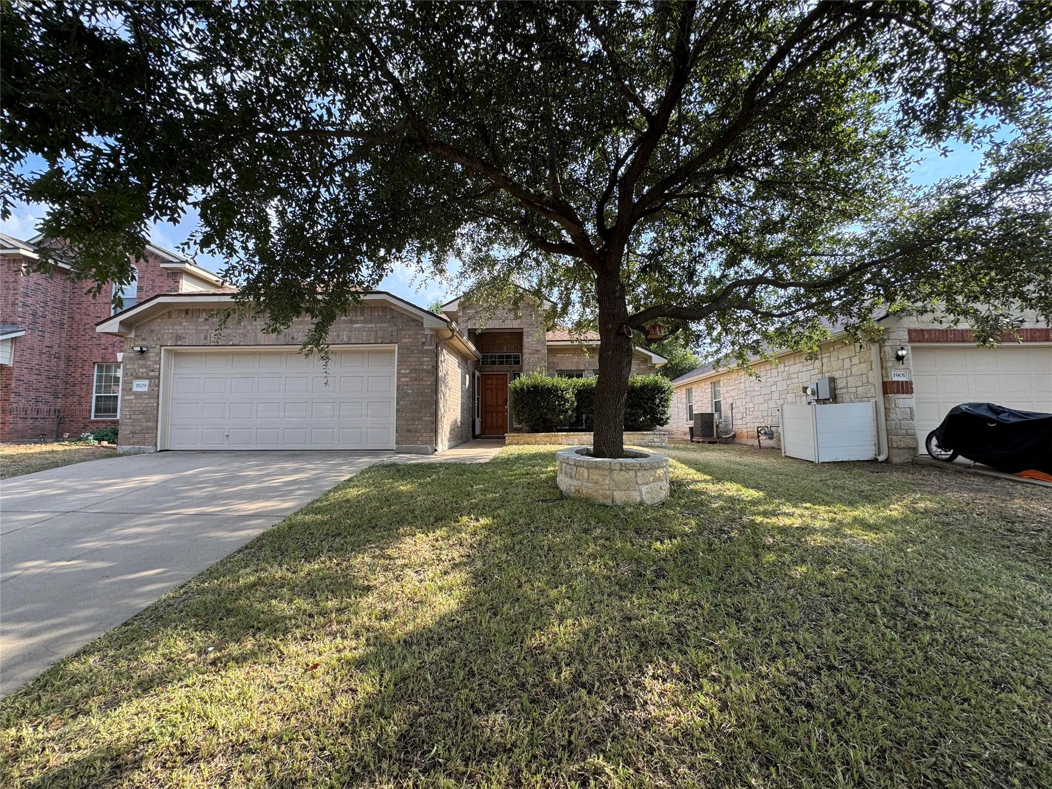 1829  Rachel Ln, photo 2