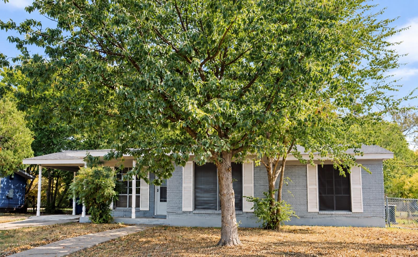 6313  Kenilworth Dr, photo 2