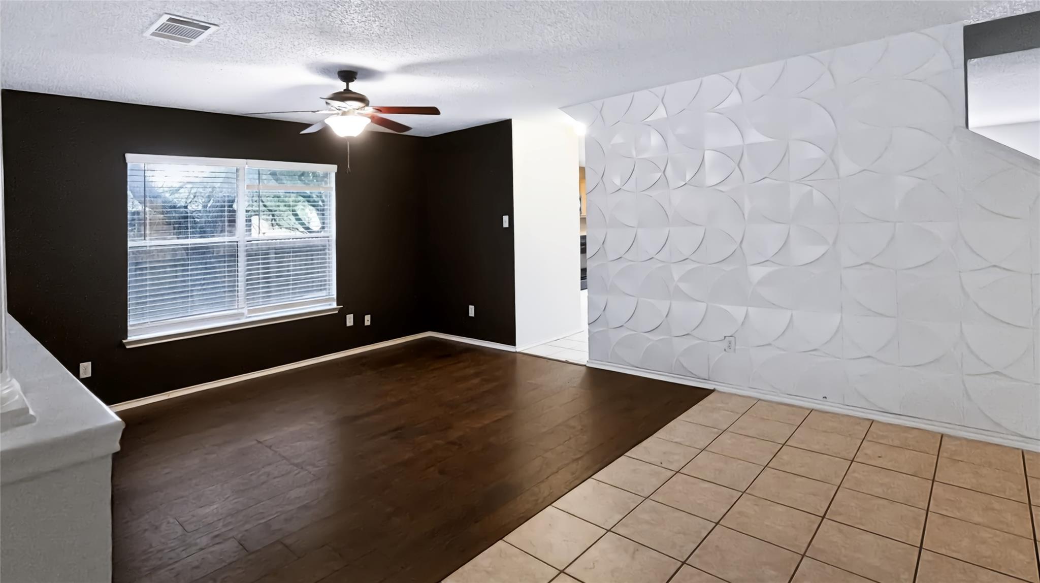 1112  Welch Way, photo 4