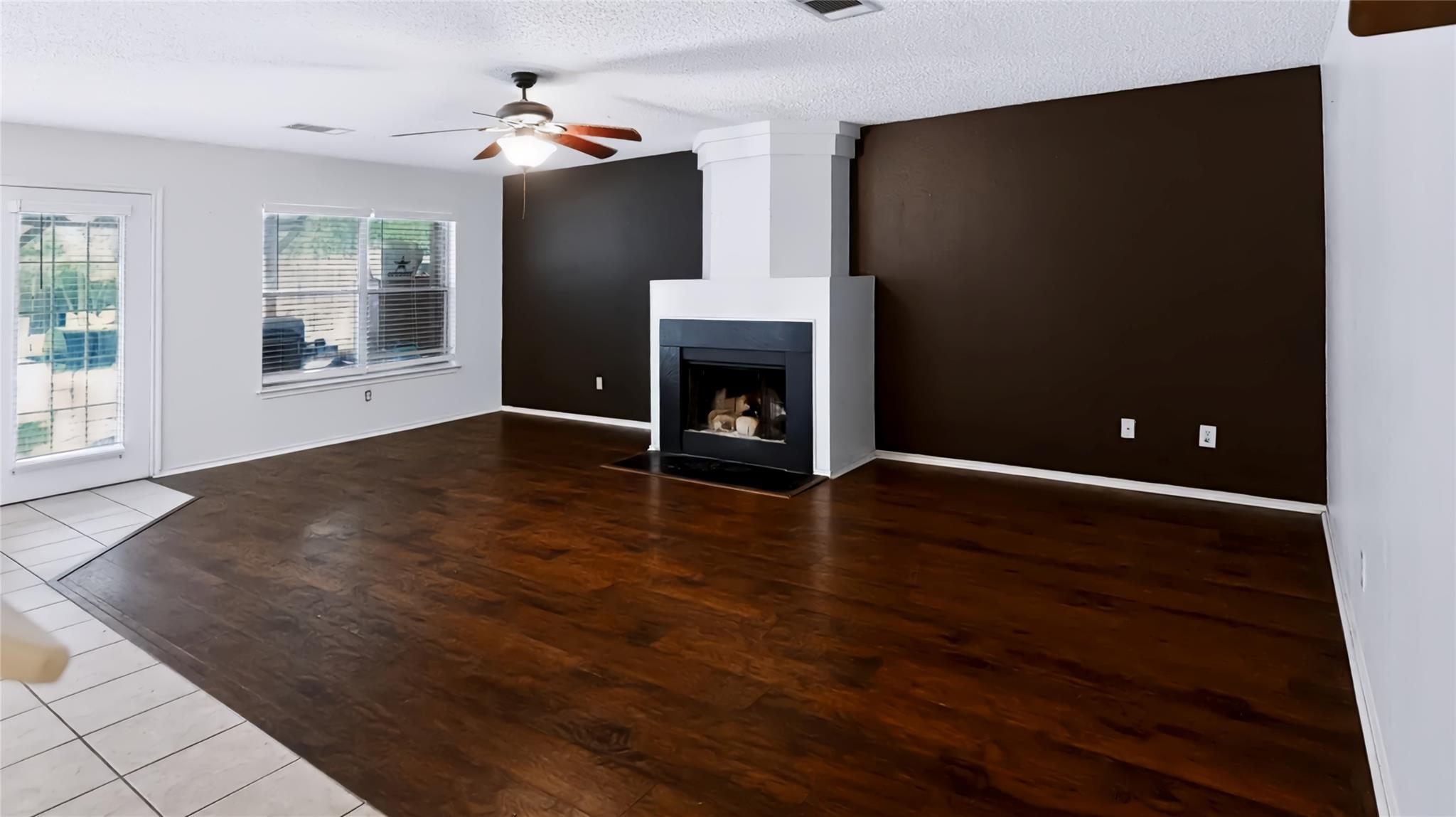 1112  Welch Way, photo 9
