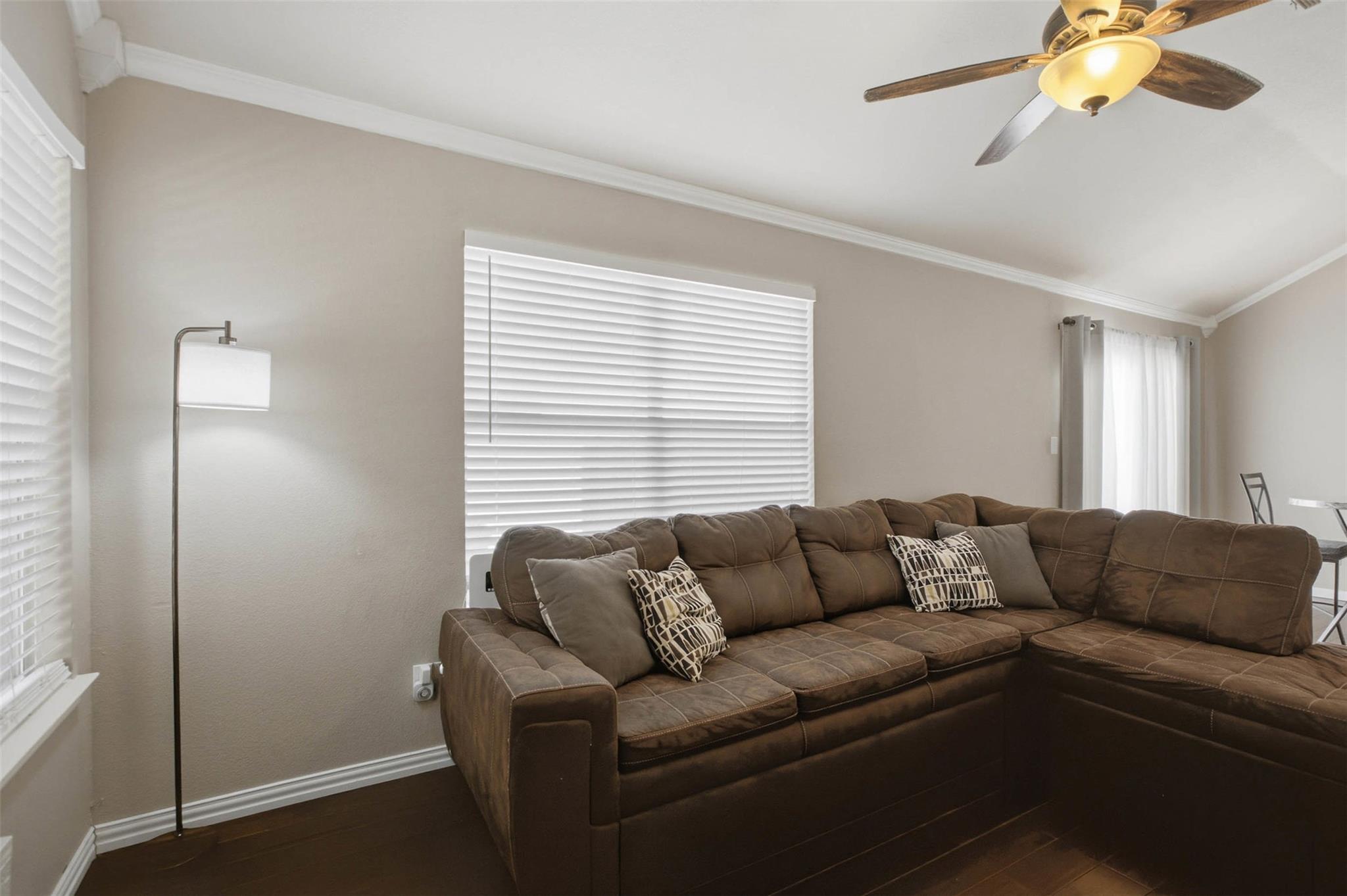 1522  Parkfield Cir, photo 10