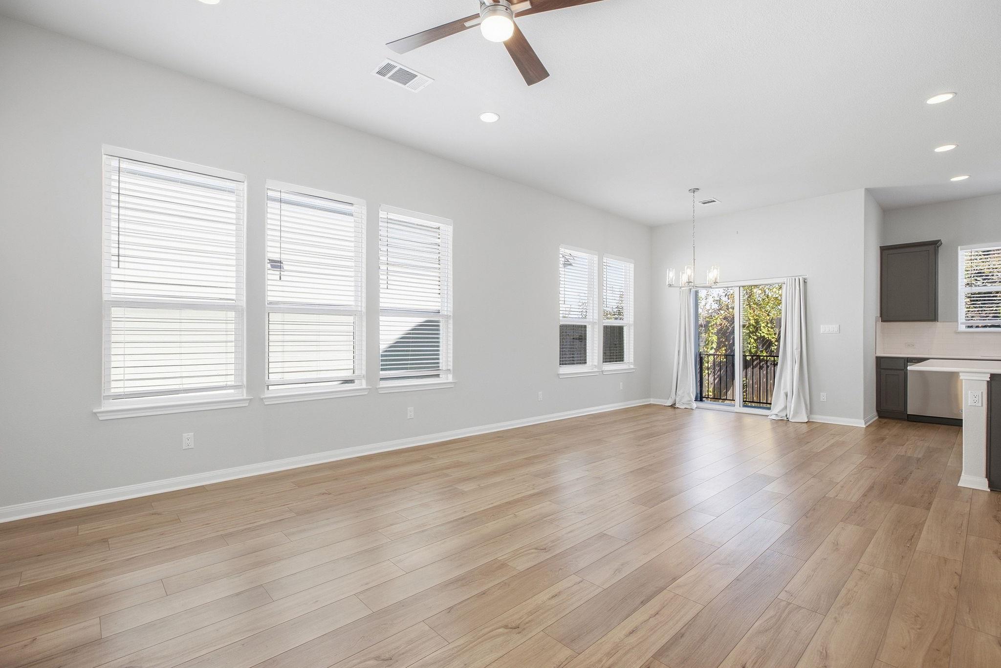 8648  Wellspring Loop, photo 3