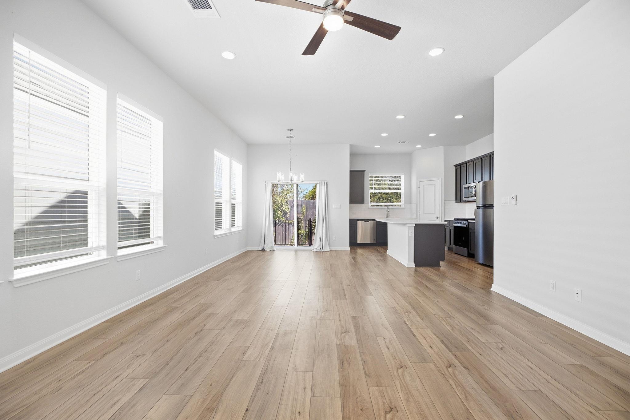 8648  Wellspring Loop, photo 4