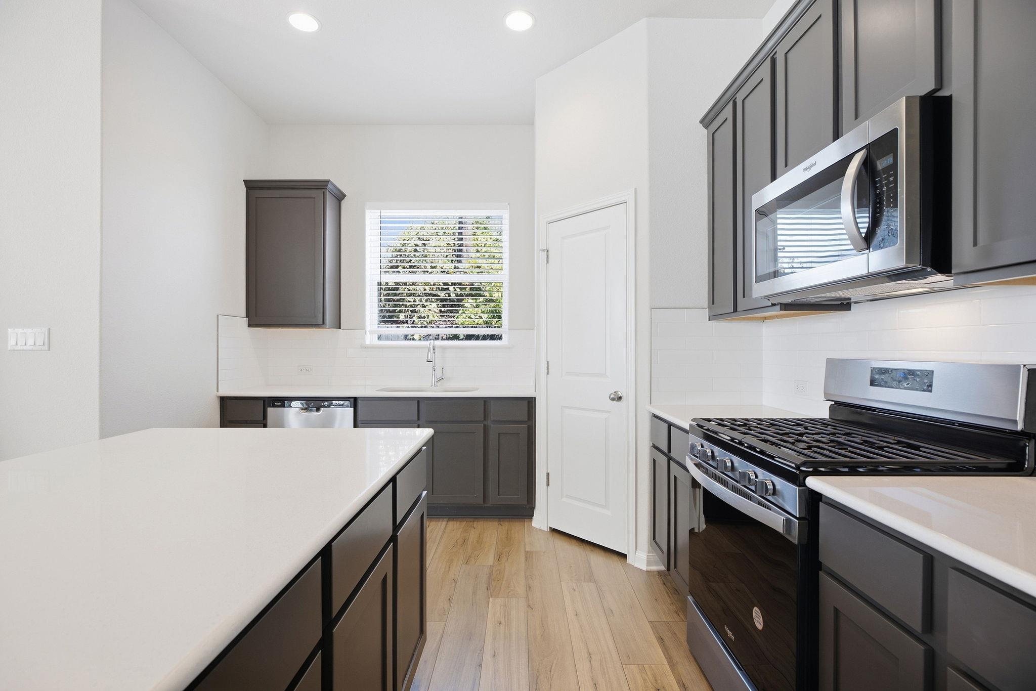 8648  Wellspring Loop, photo 8