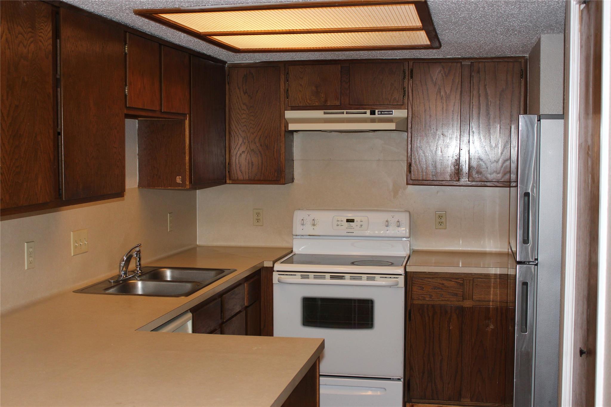8418  Fathom Cir  #A-104, photo 5