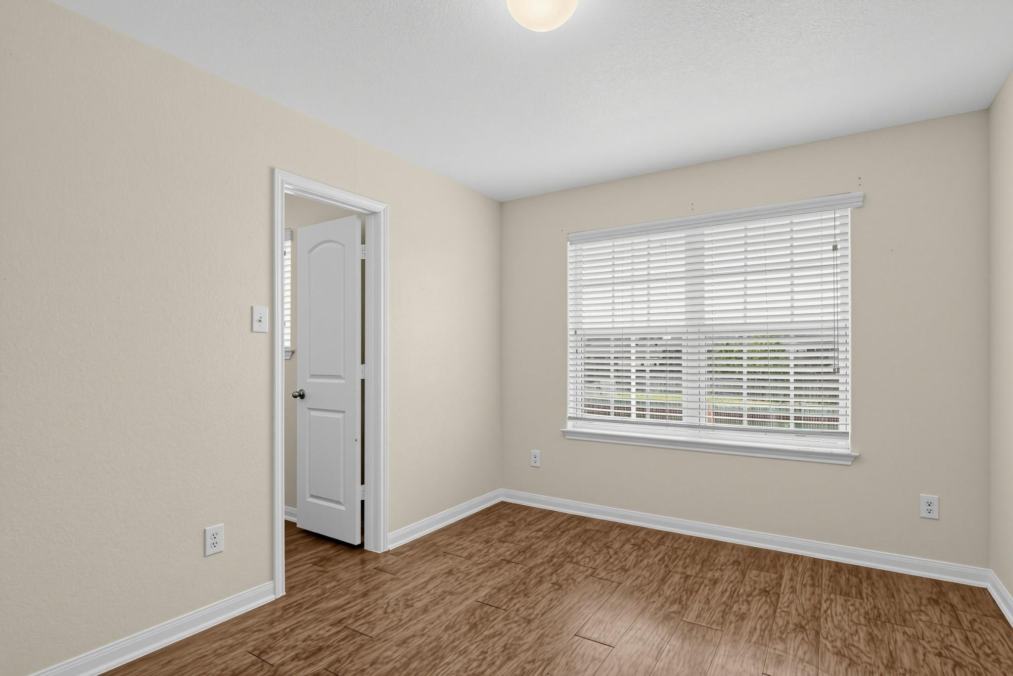19904  Woodrow Wilson St, photo 7