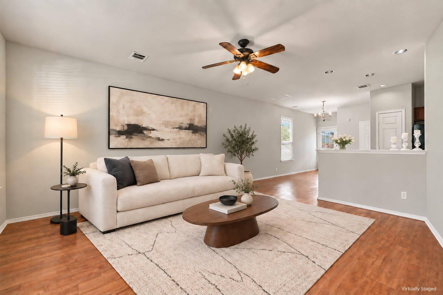 809  Craters Of The Moon Blvd, photo 3
