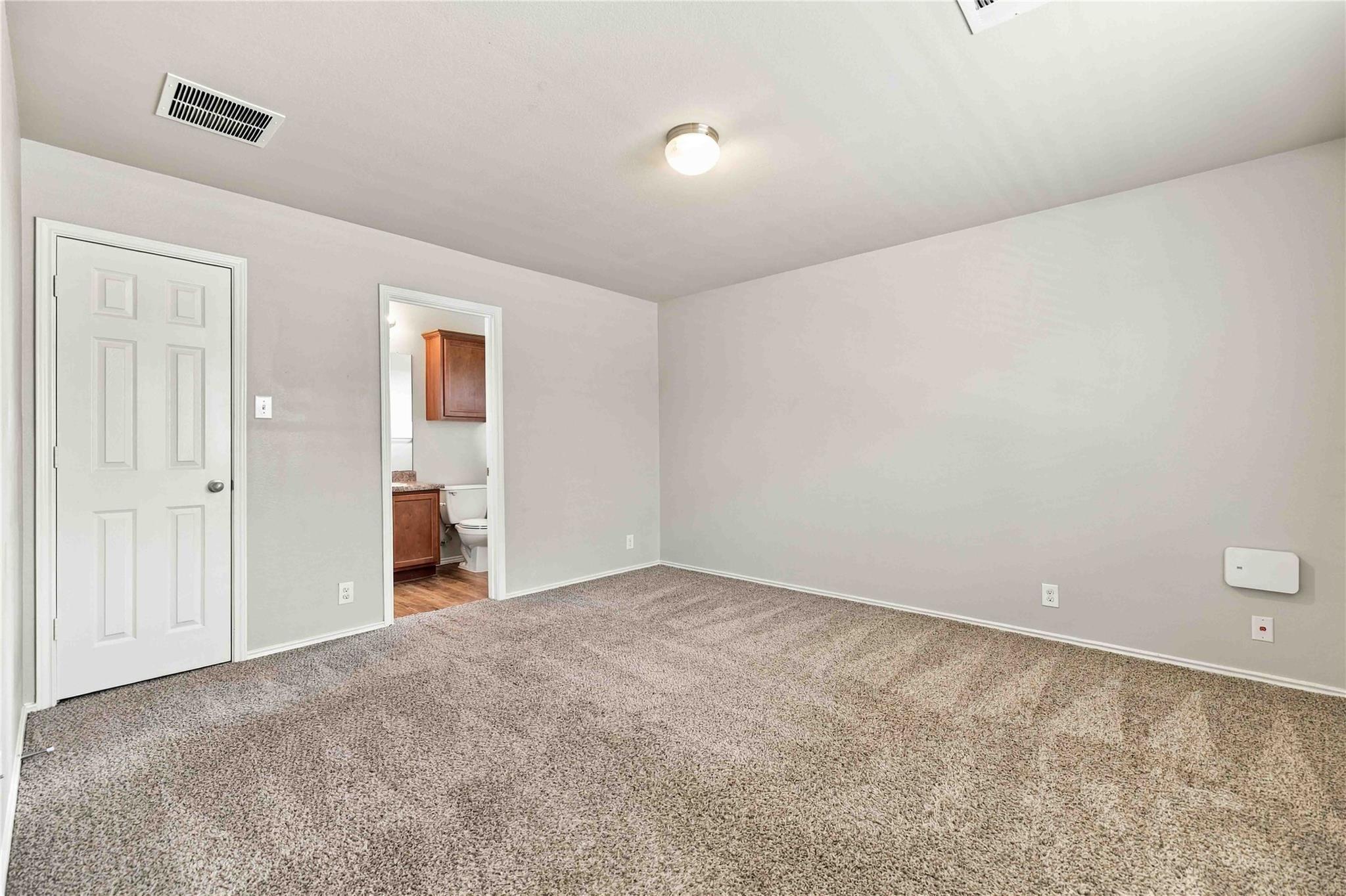 809  Craters Of The Moon Blvd, photo 7