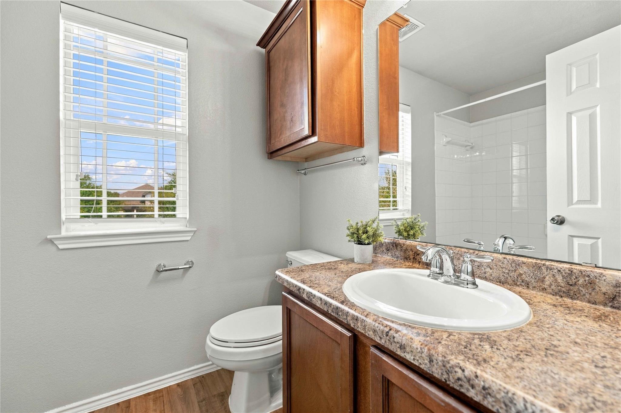 809  Craters Of The Moon Blvd, photo 10