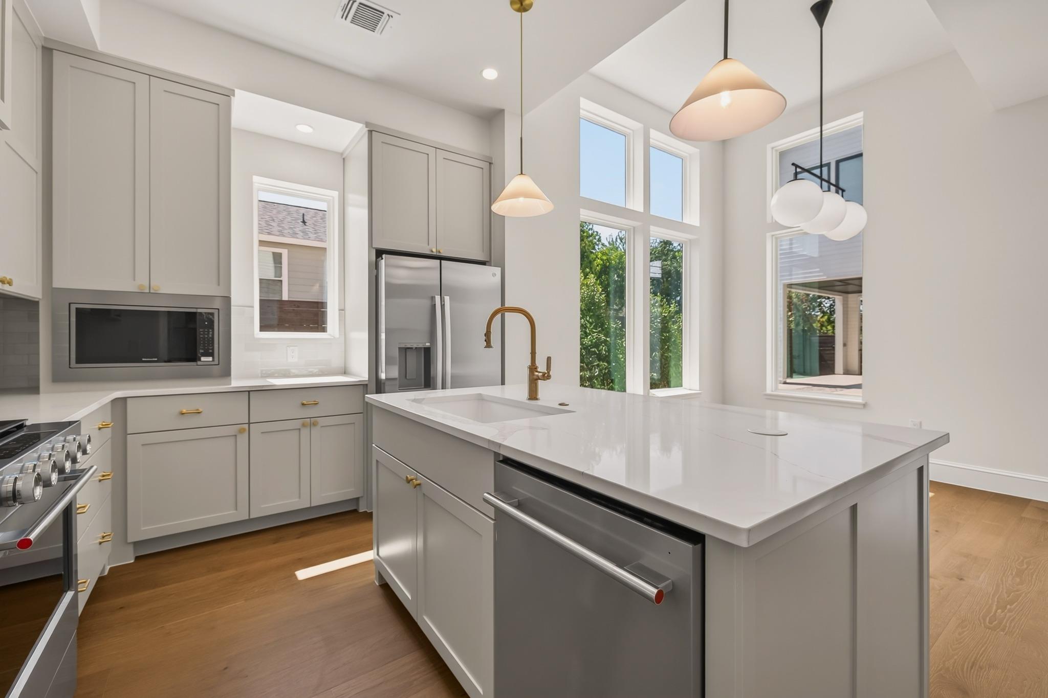 1410  Perez St  #1, photo 6