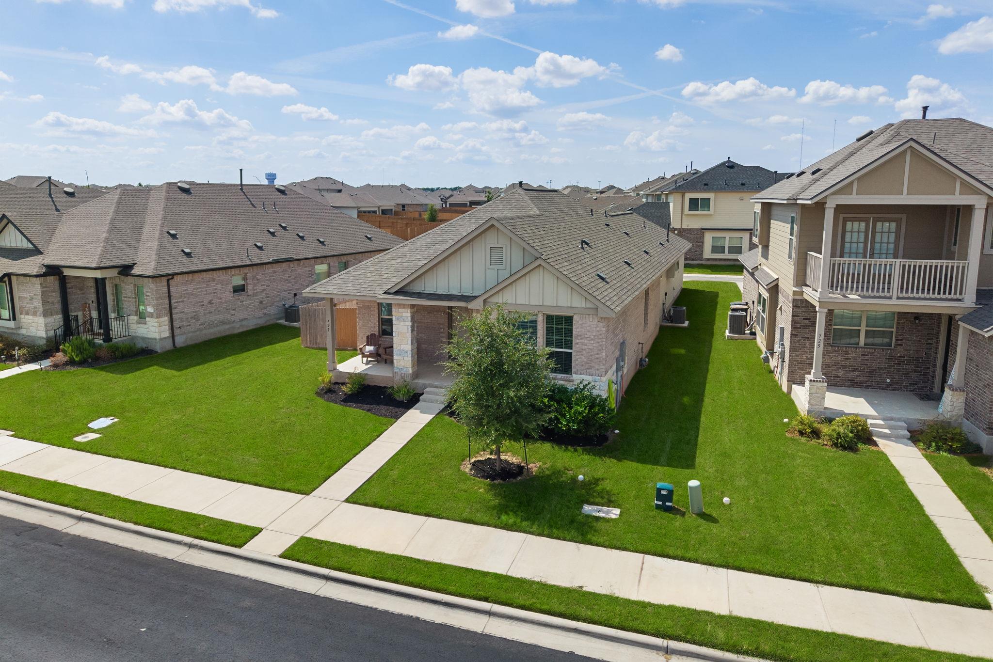 721  Paddock Ln, photo 4