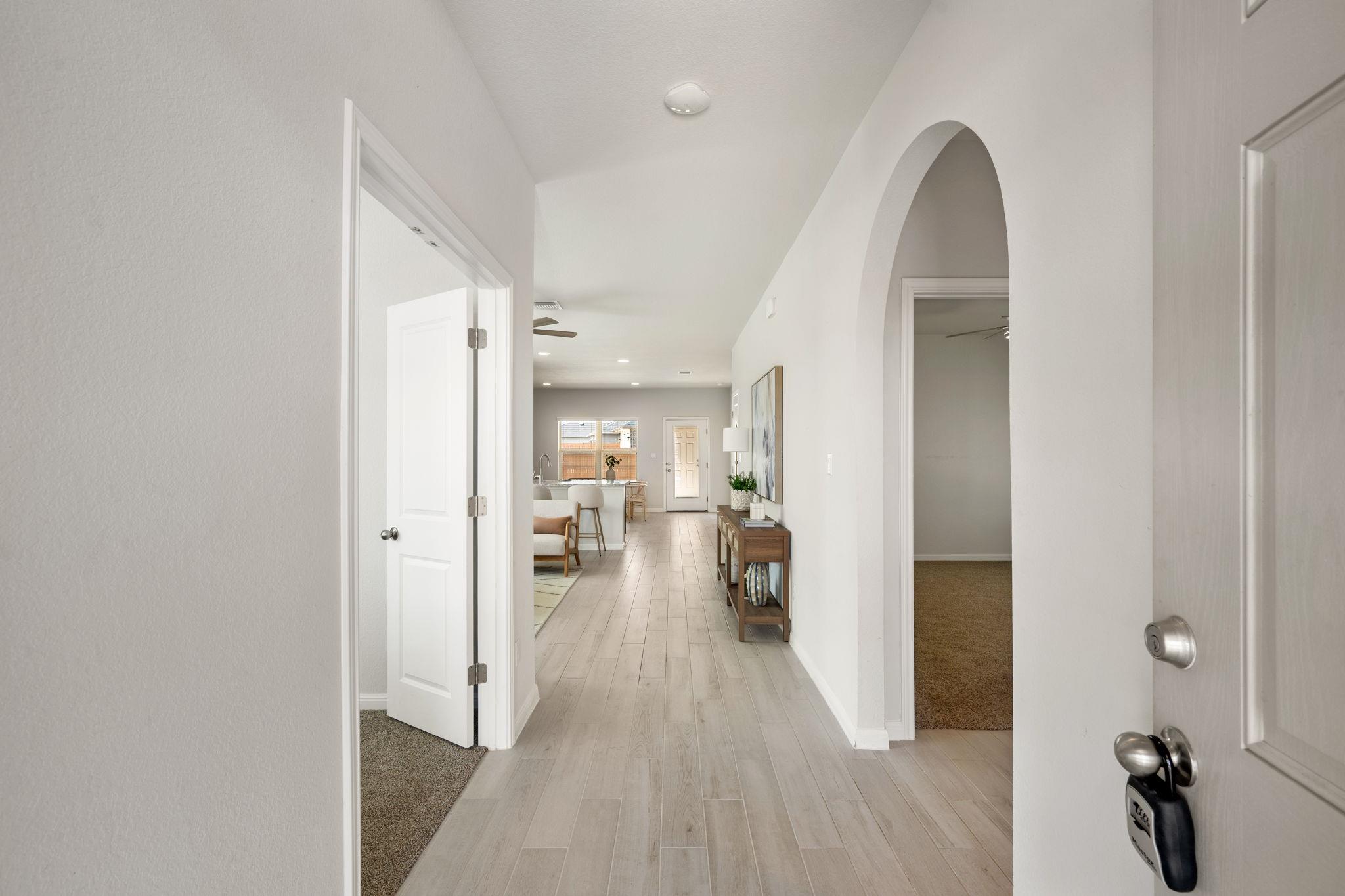 721  Paddock Ln, photo 6