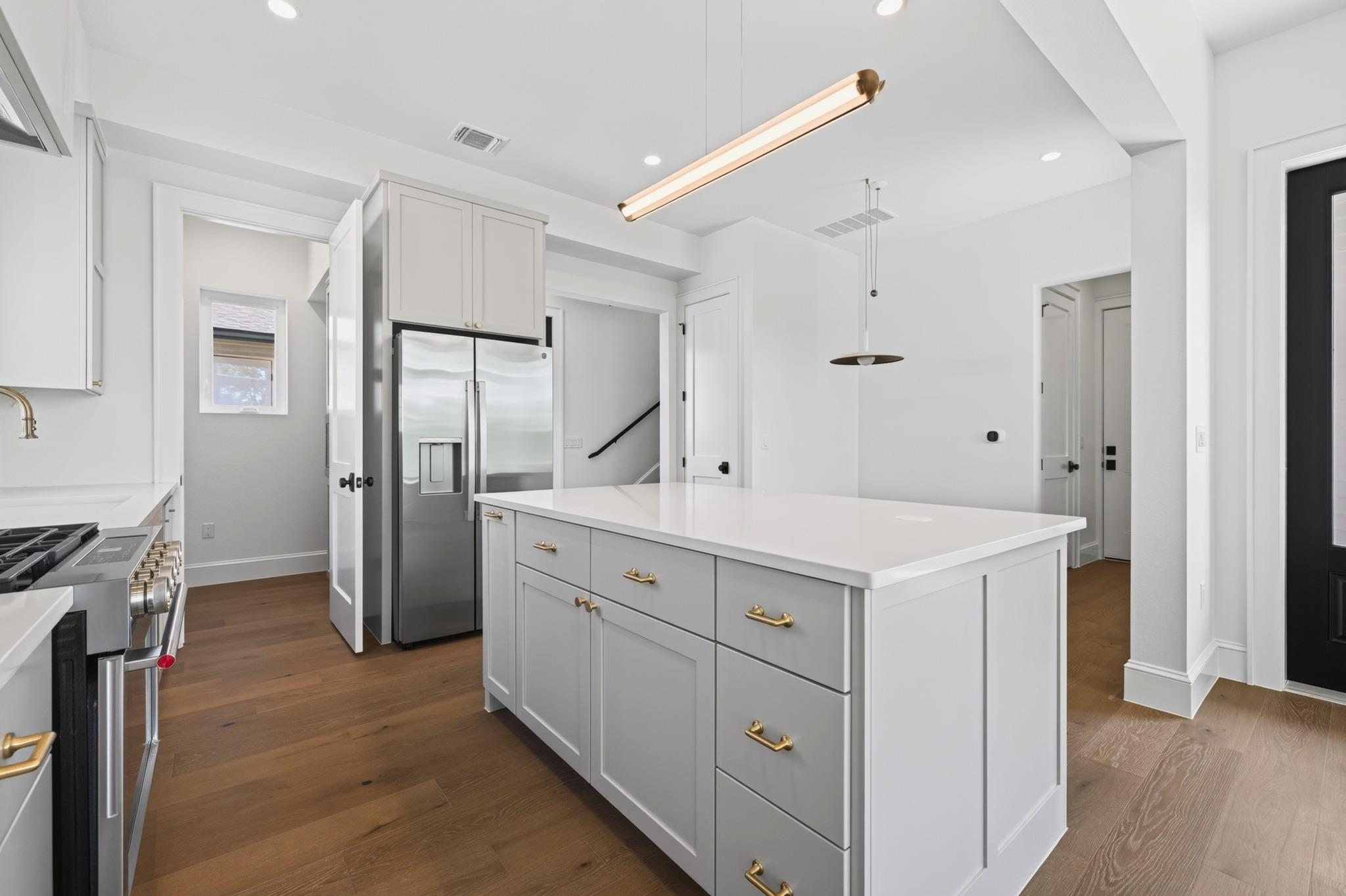1410  Perez St  #2, photo 5