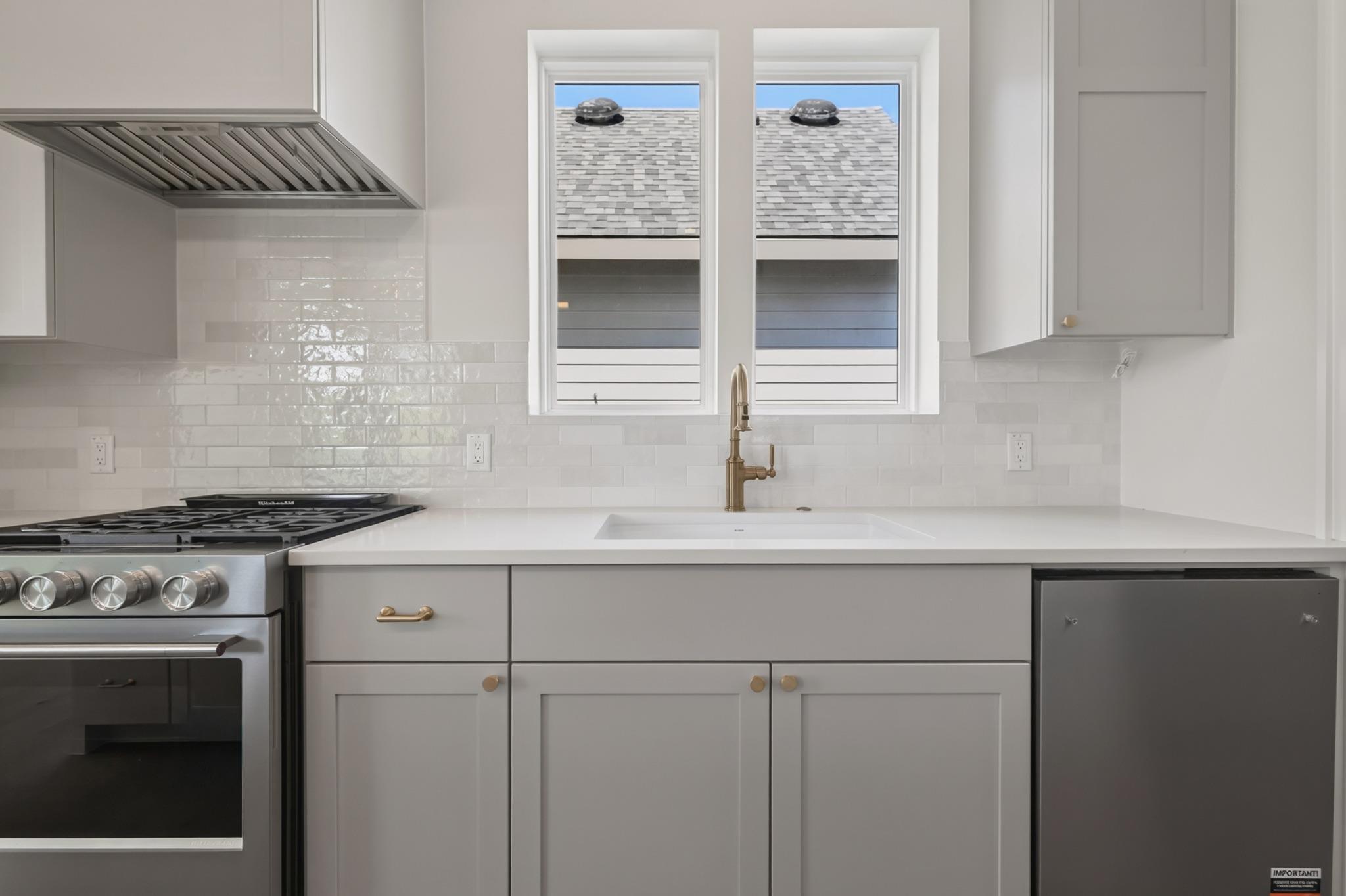 1410  Perez St  #2, photo 7