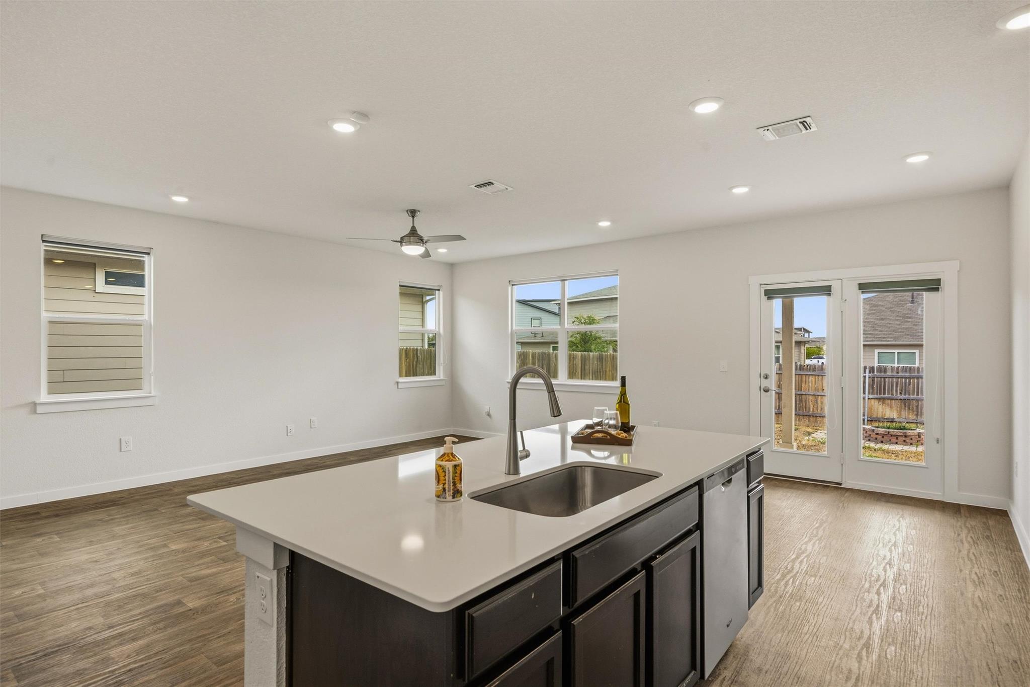 14317  Cantarra Dr, photo 11