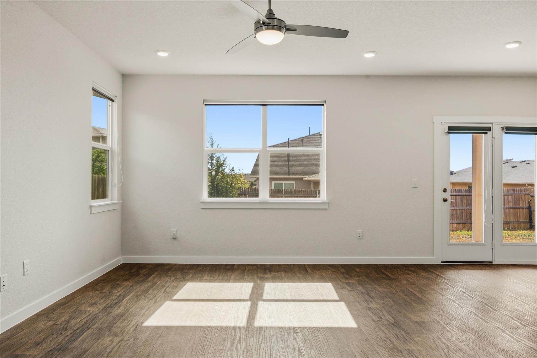 14317  Cantarra Dr, photo 8