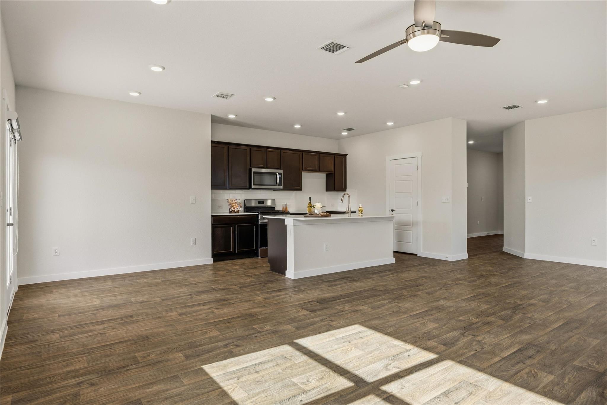 14317  Cantarra Dr, photo 9