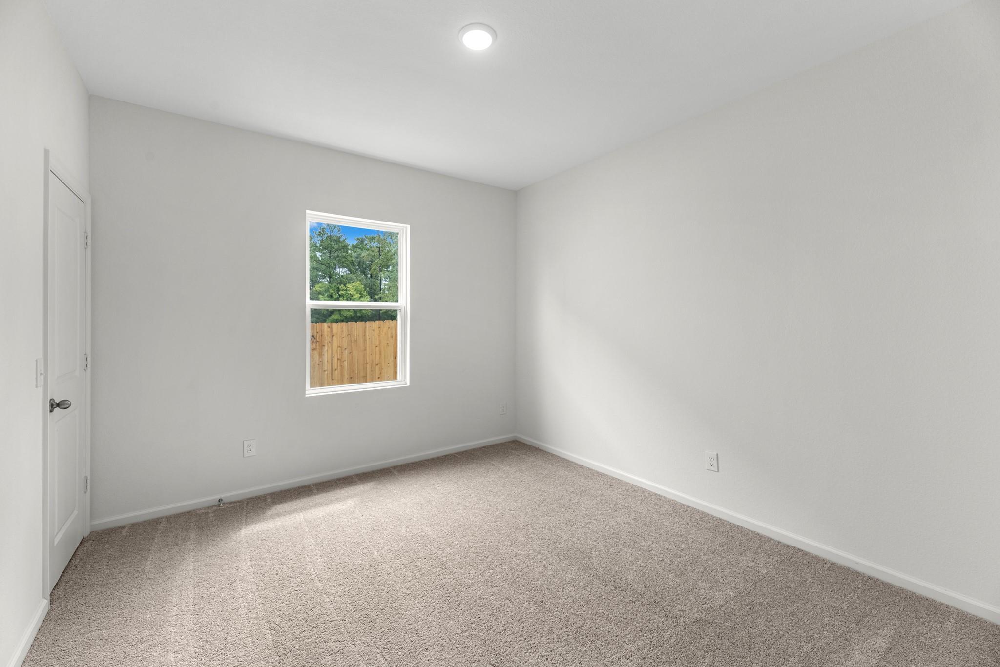 301 Sieders St photo 9