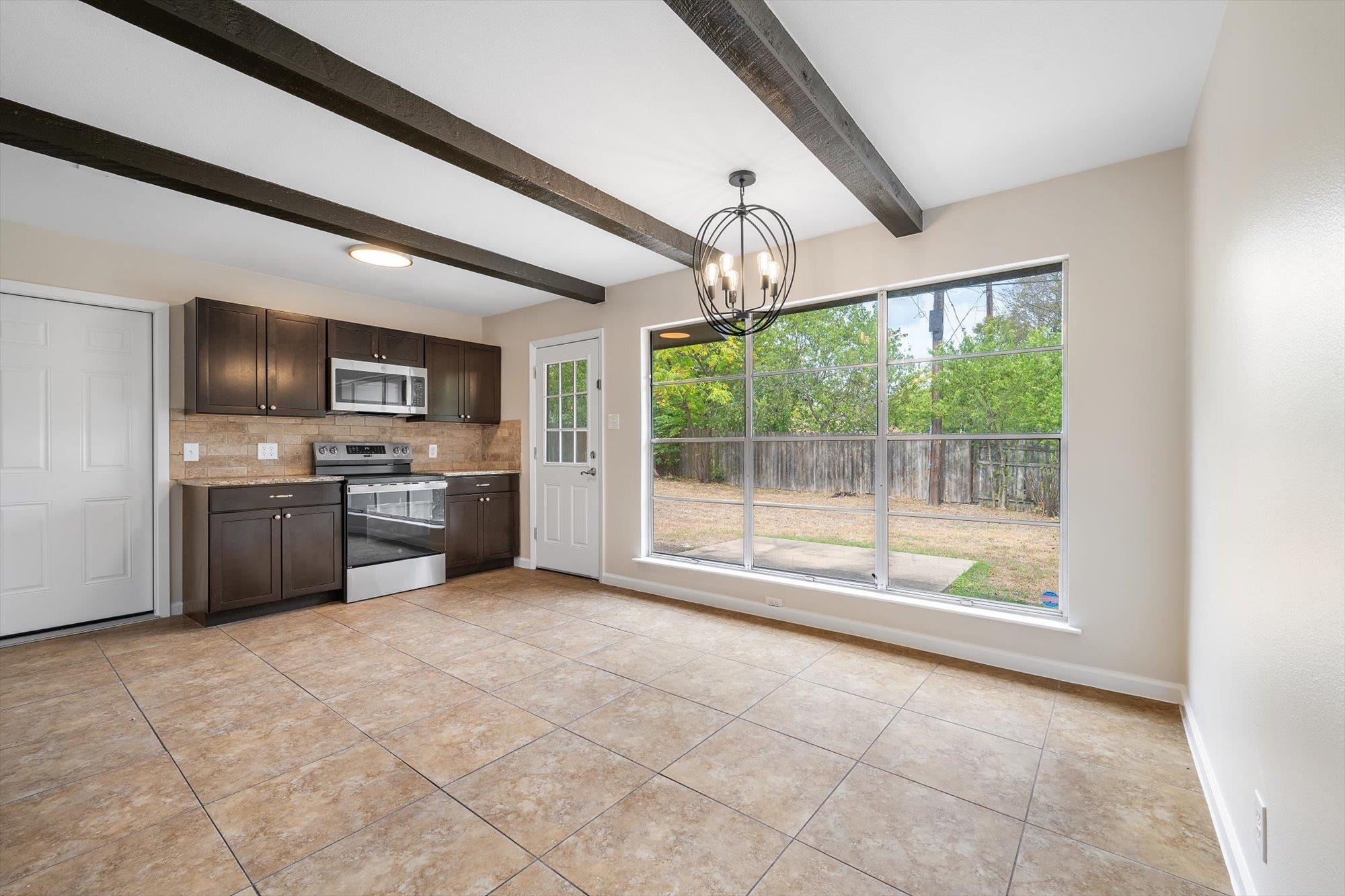 802  Riddlewood Dr, photo 12