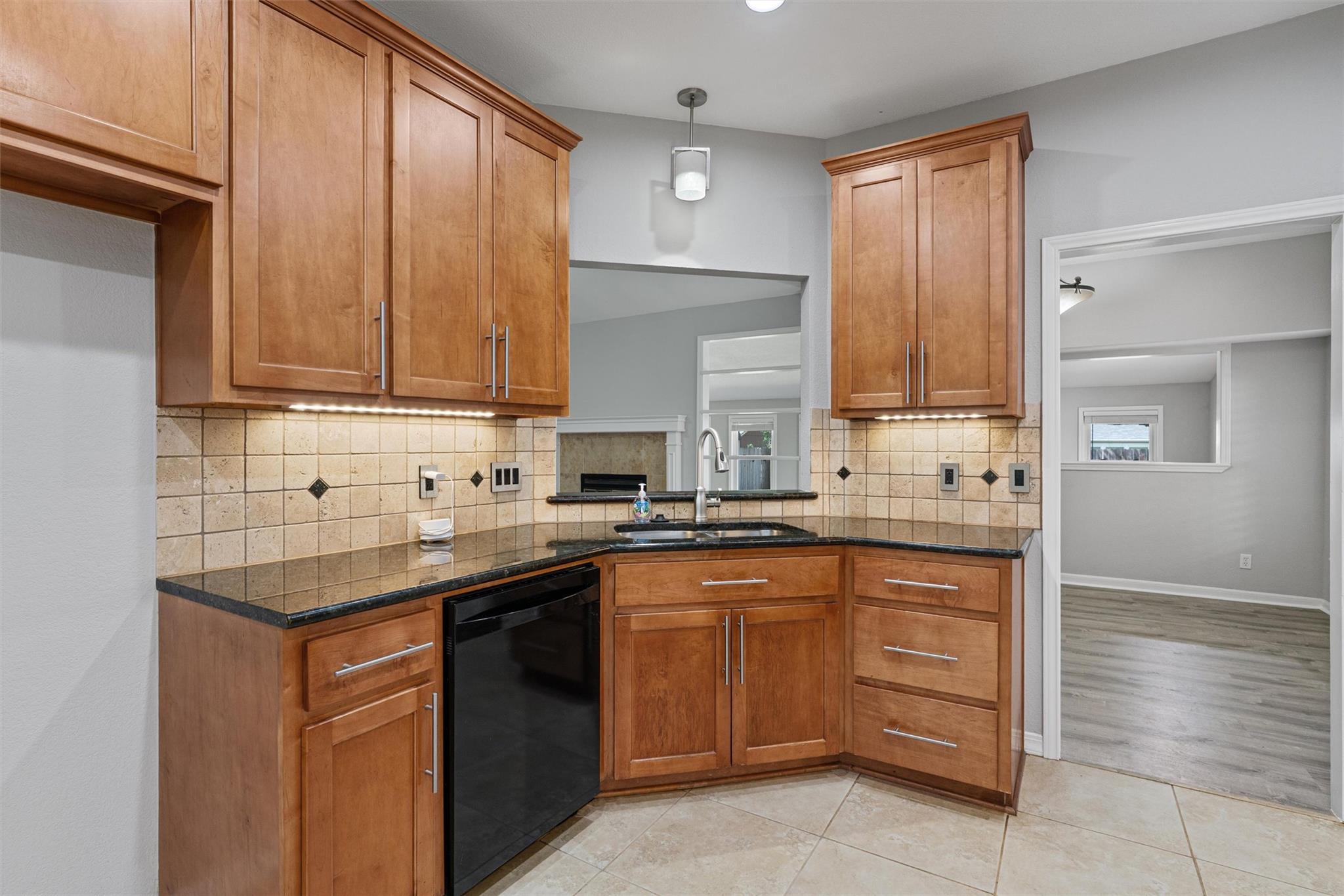5802  Abilene Trl, photo 11