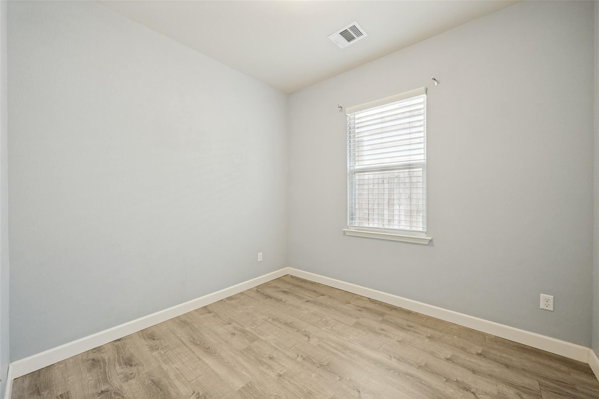138  Wainscot Oak Way, photo 12