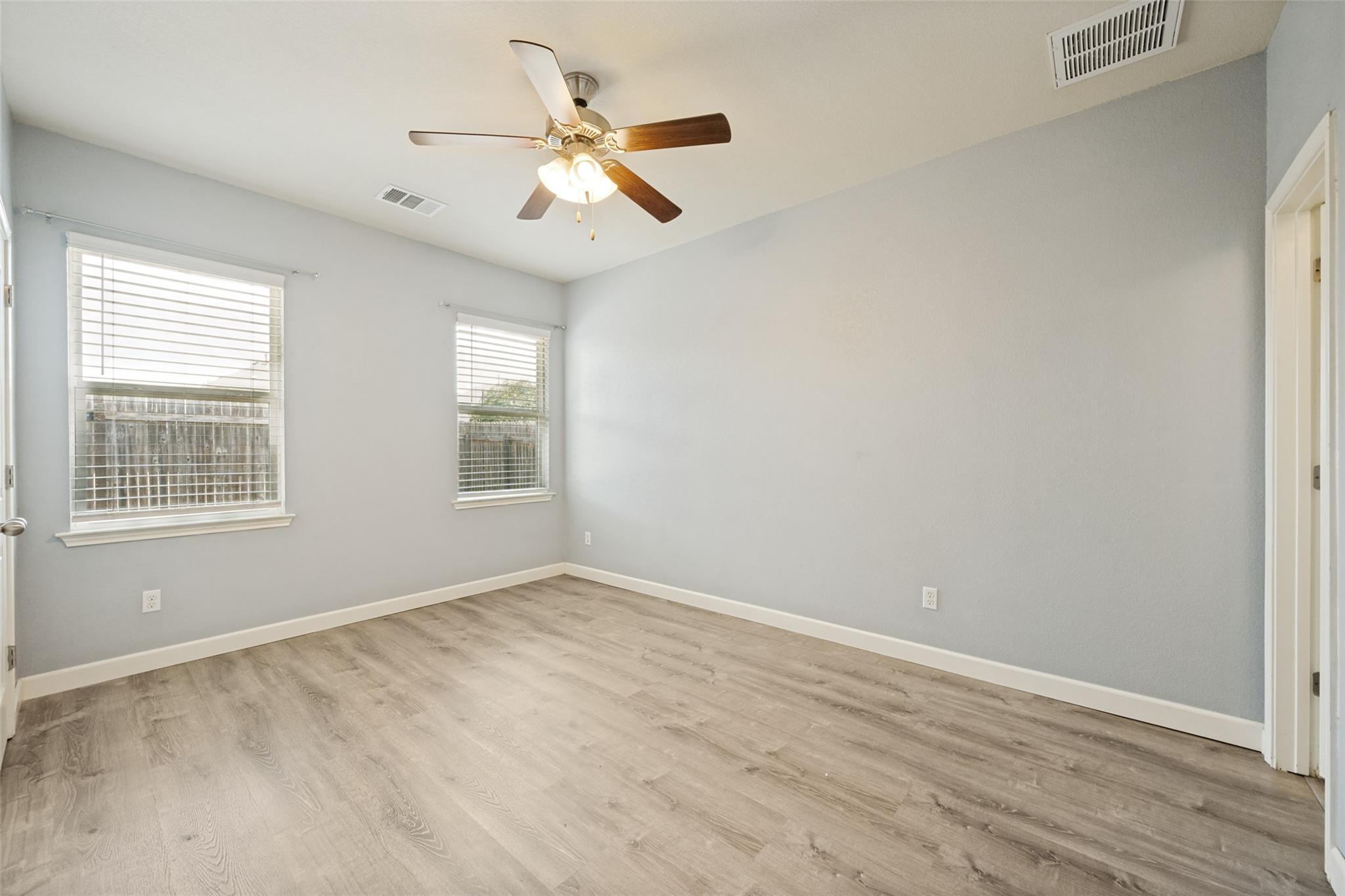 138  Wainscot Oak Way, photo 7