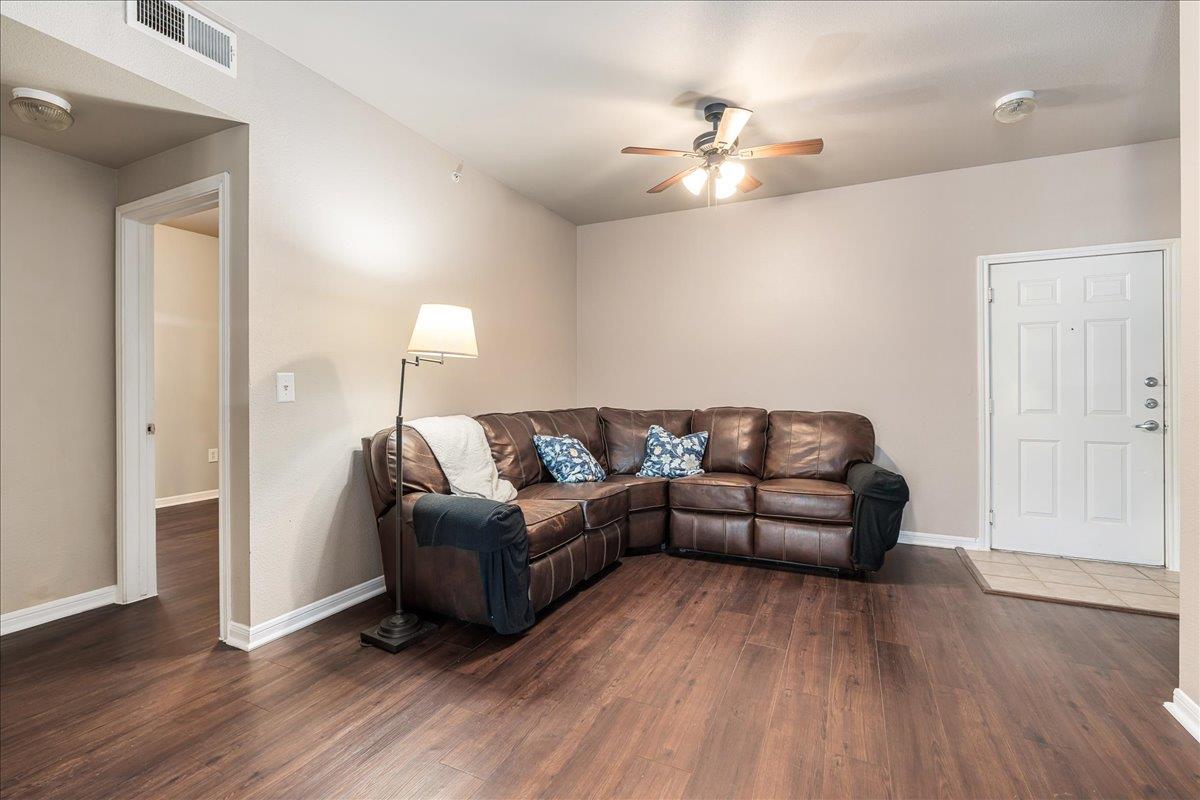 2320  Gracy Farms Ln  #414, photo 4