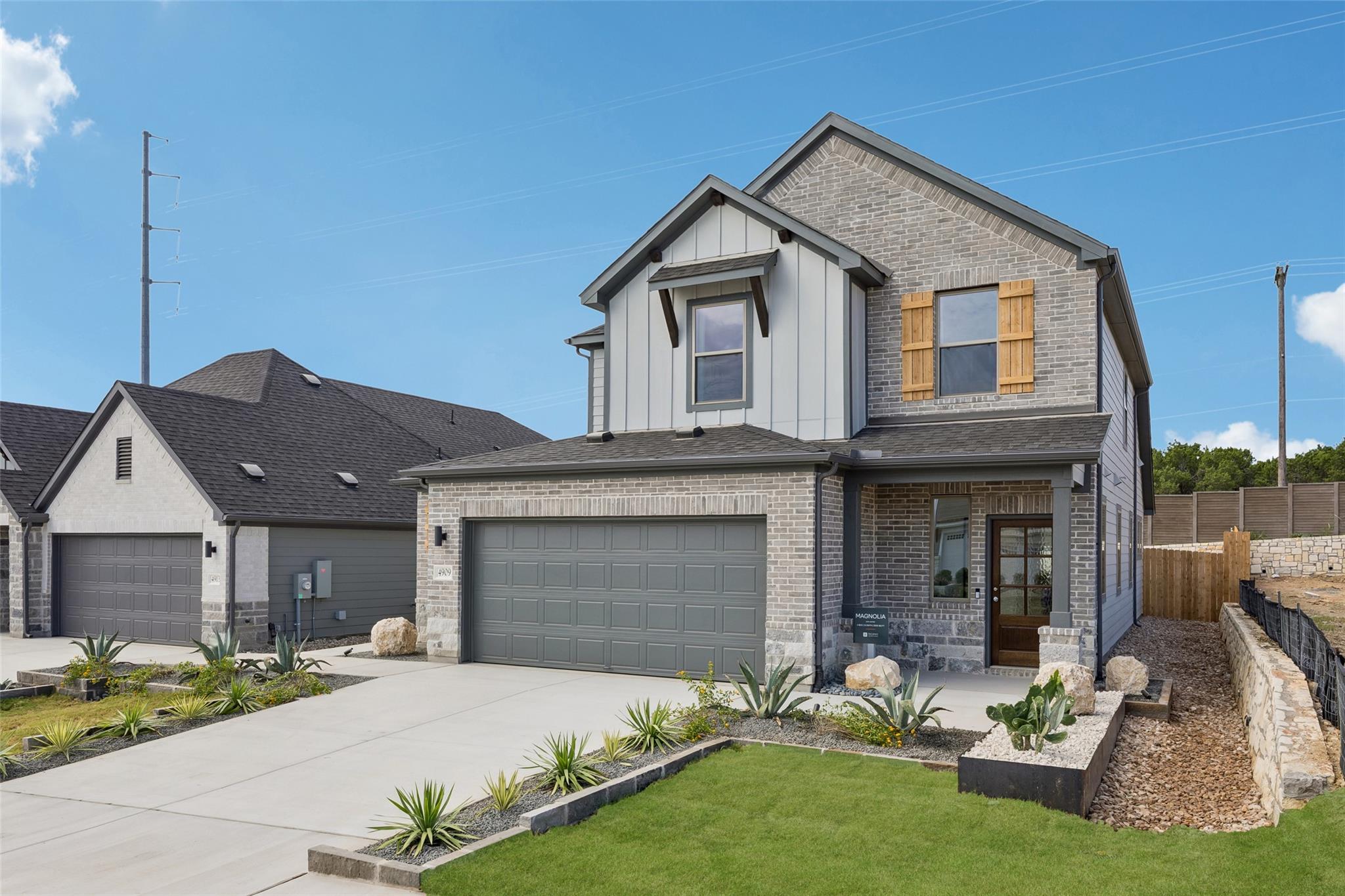 10912  True Valor Dr, photo 2