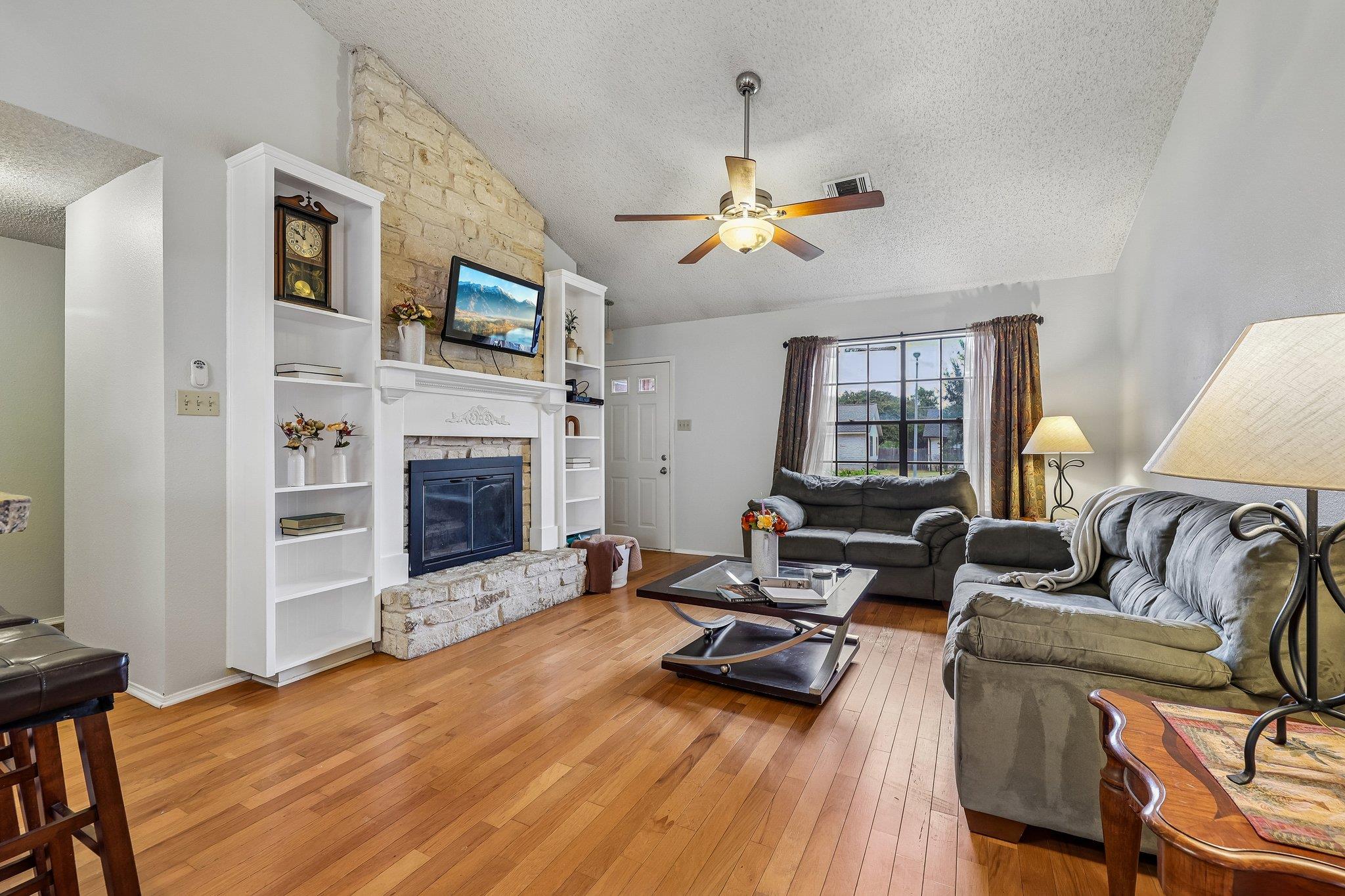 1705  Primrose Trl, photo 3